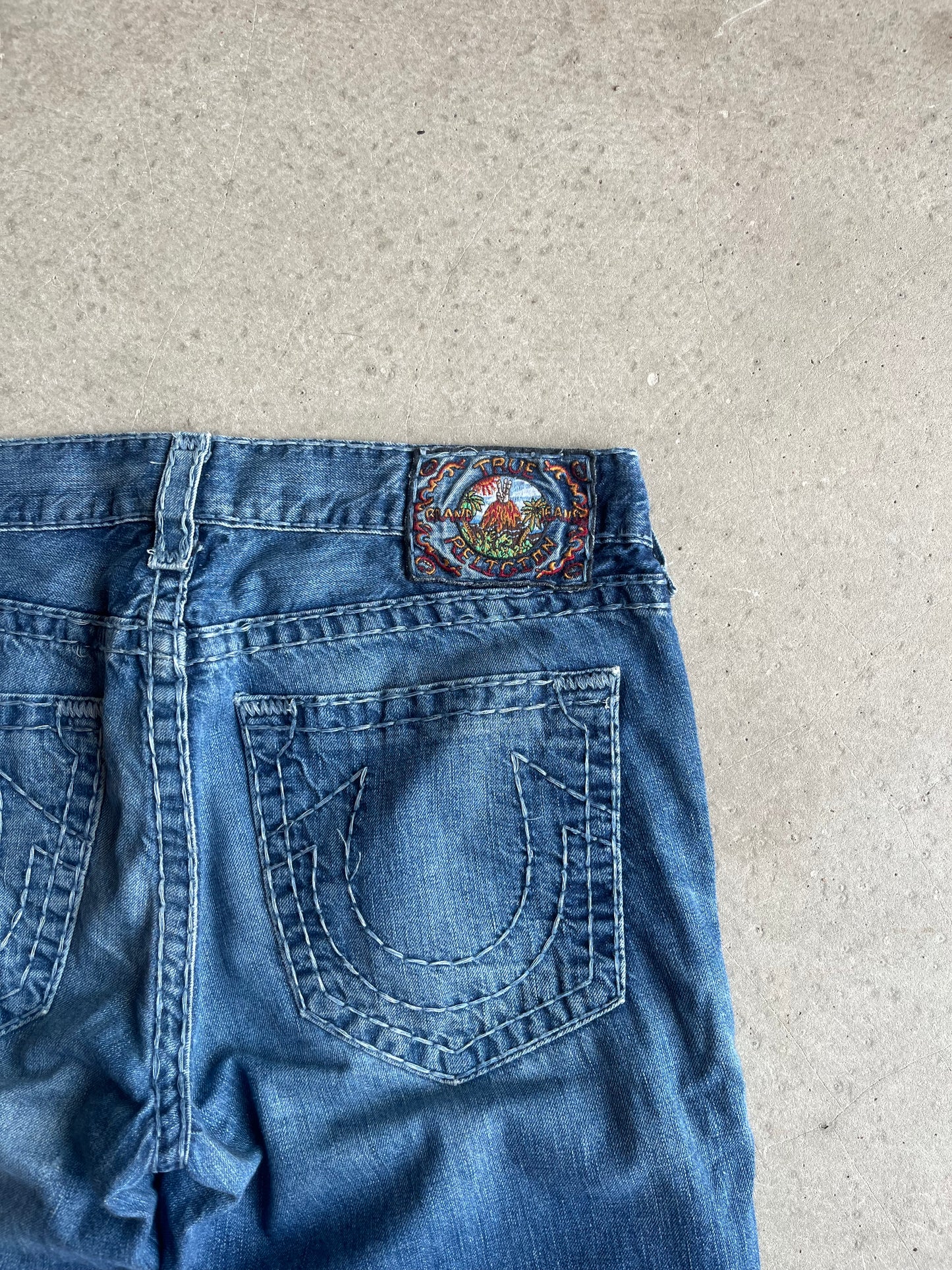 True Religion Baggy Stitched Jeans 36