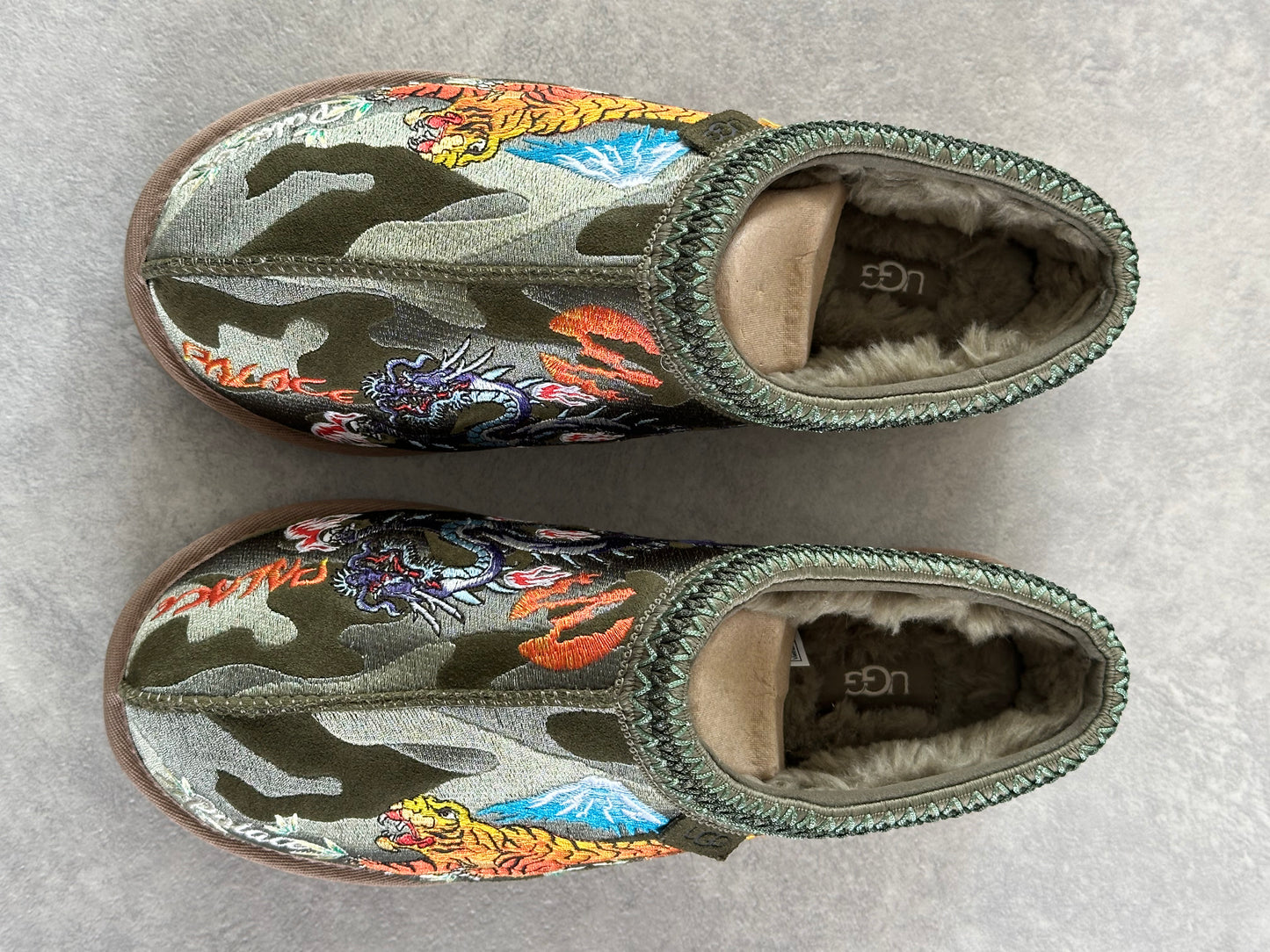 Palace X Ugg Tasman size 9/10
