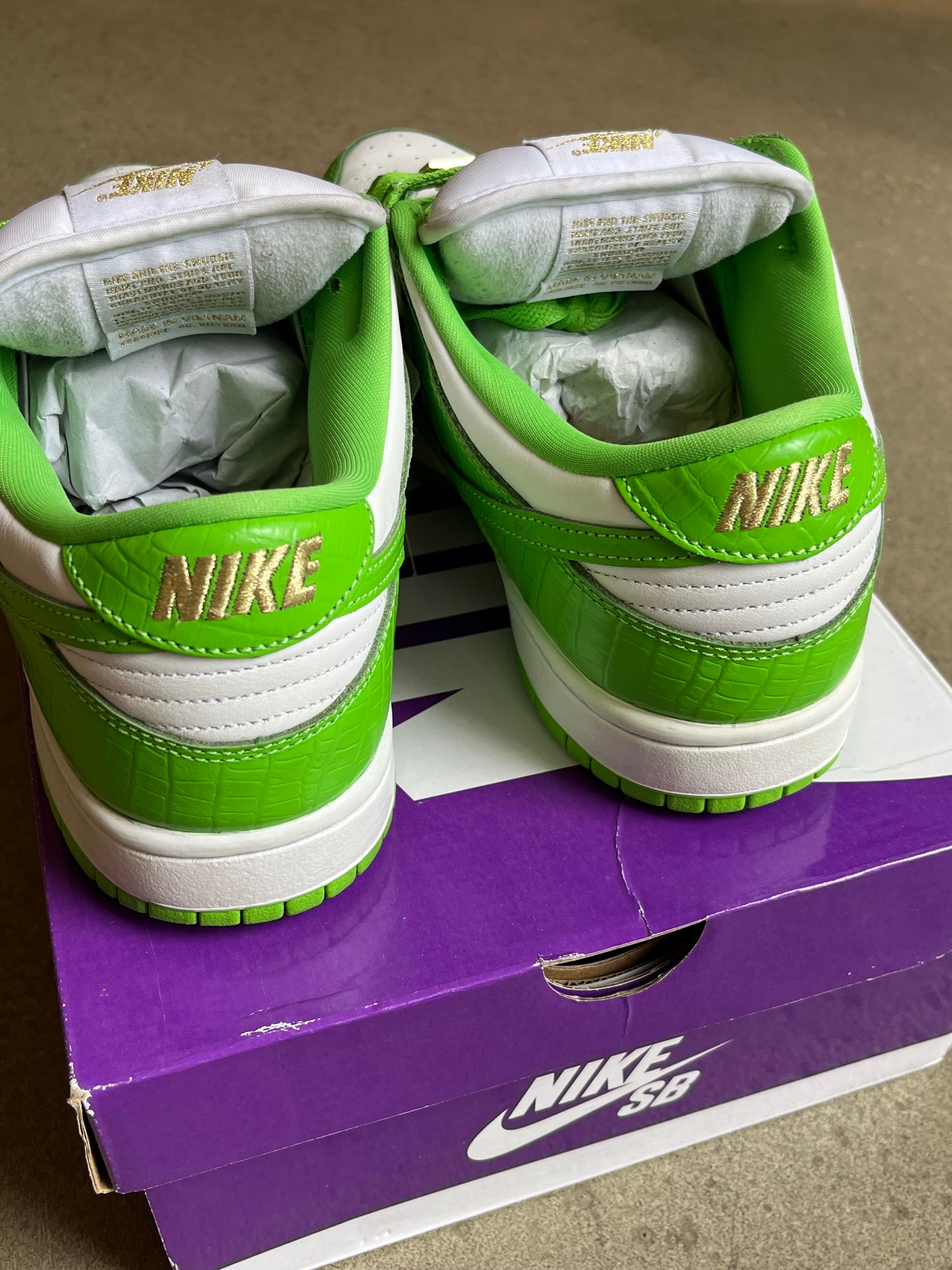 Nike SB Dunk Low x Supreme Stars EU 44