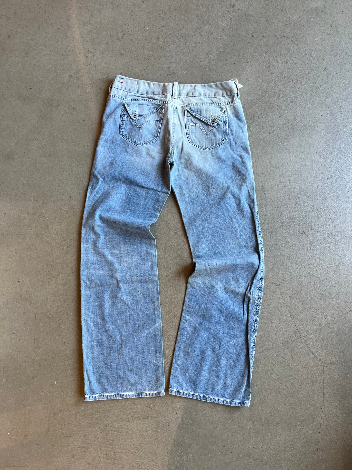 Diesel Wonnha Bootcut Jeans Size 32