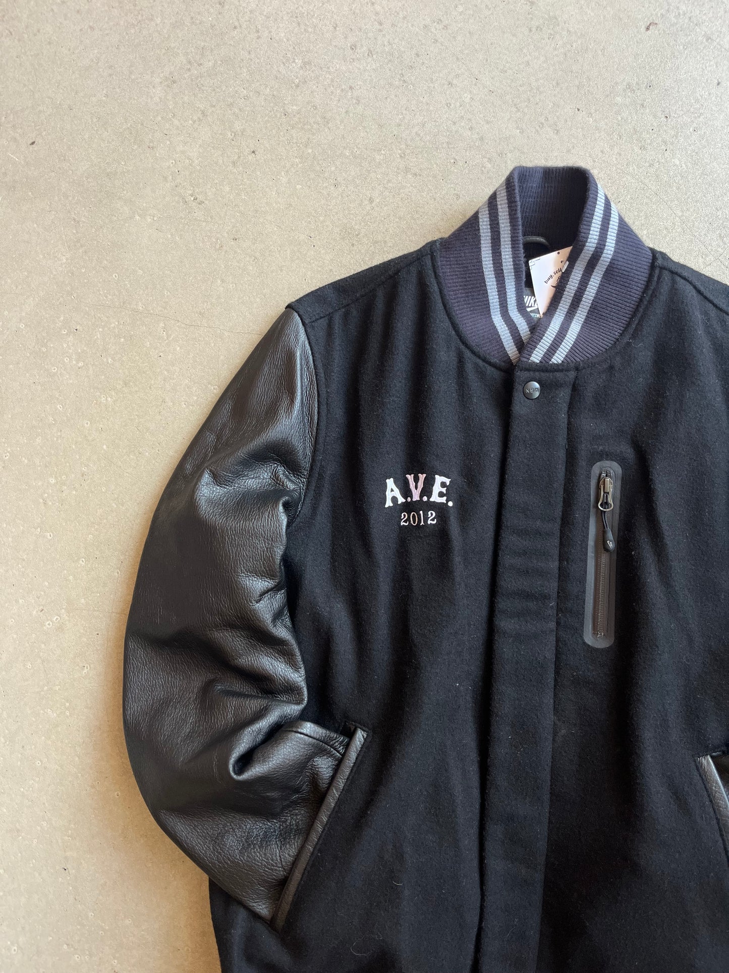Nike A.V.E (Allen Voor Een) Precint 9 Destroyer Jacket M