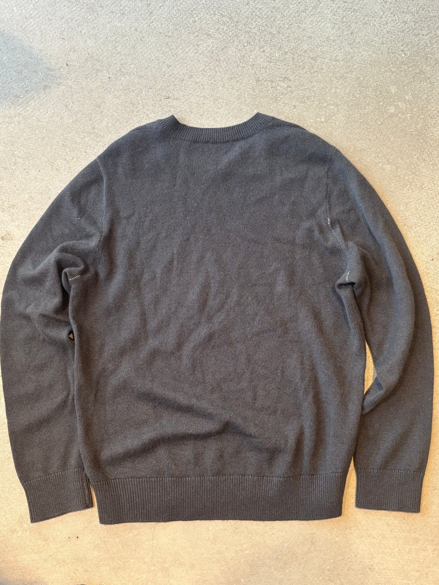 Burberry Logo Knit Crewneck Grey L
