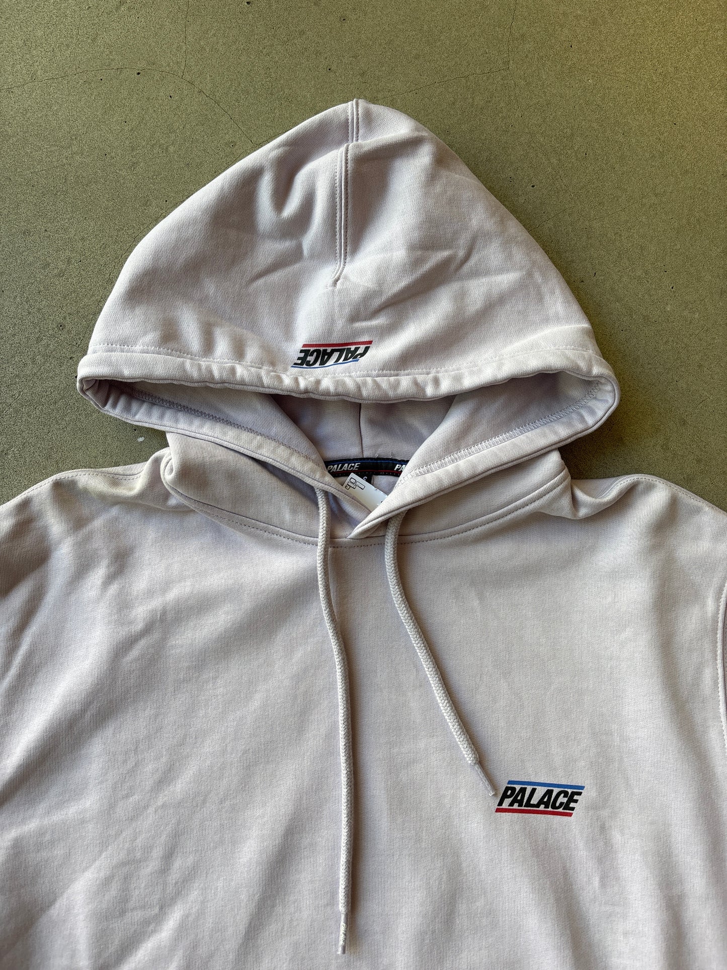 Palace Bassicly A Hood Lilac