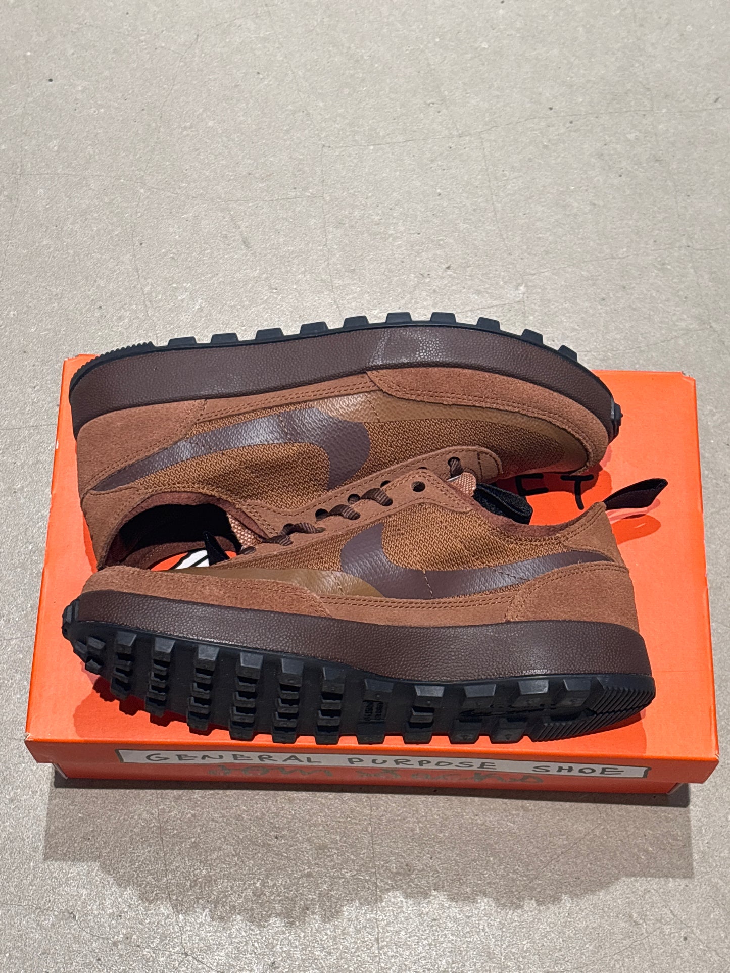 Nike Tom Sachs Brown 39