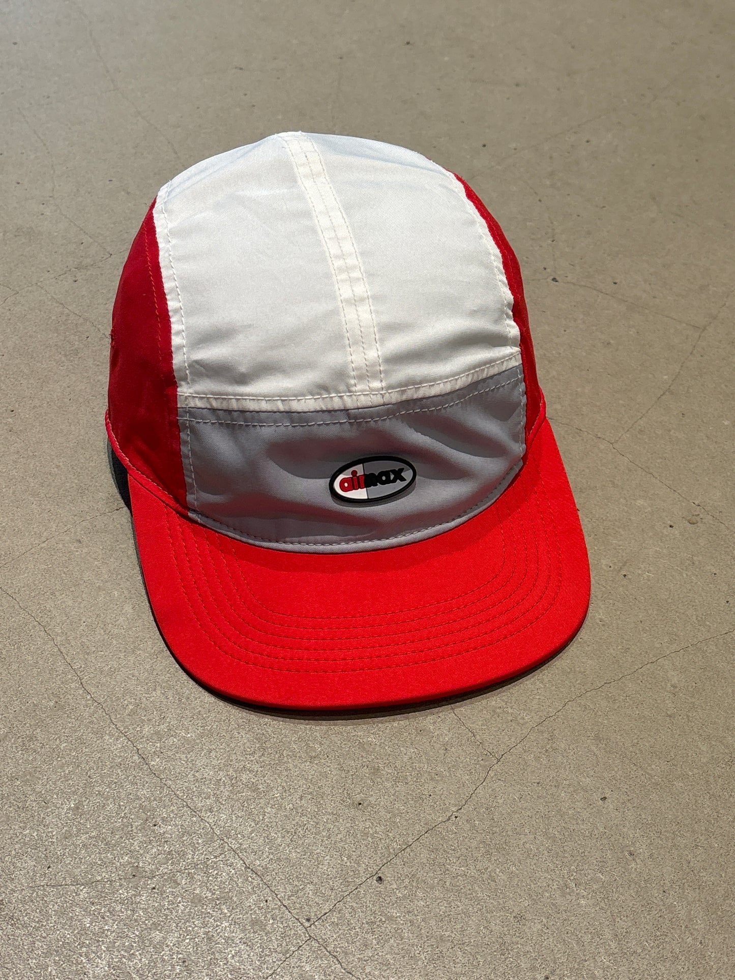 Nike Arobill AW84 Cap Air Max Red