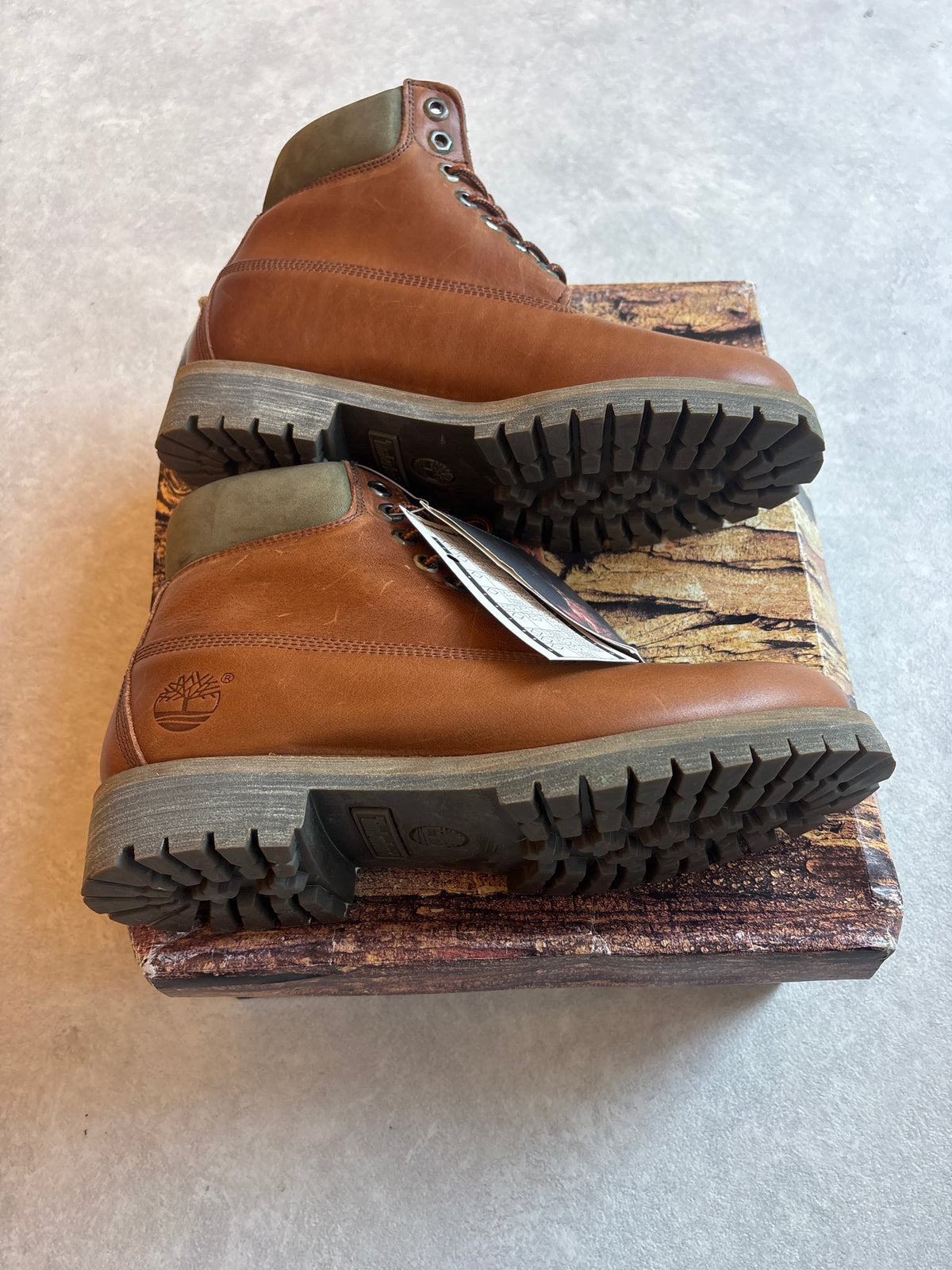 1995 Timbaland 6 inch Boots 42