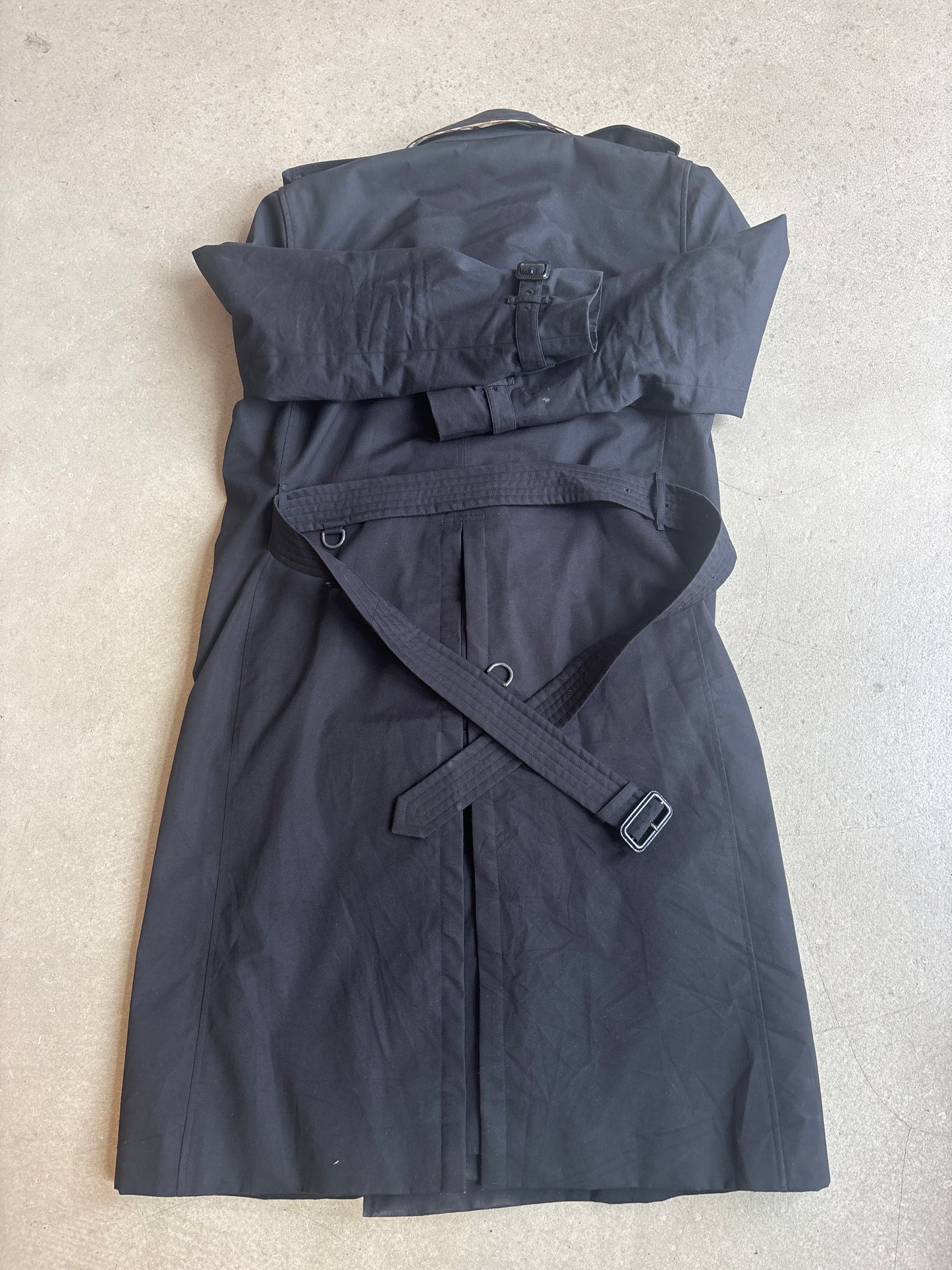 Burberry Kensington Overcoat Black L