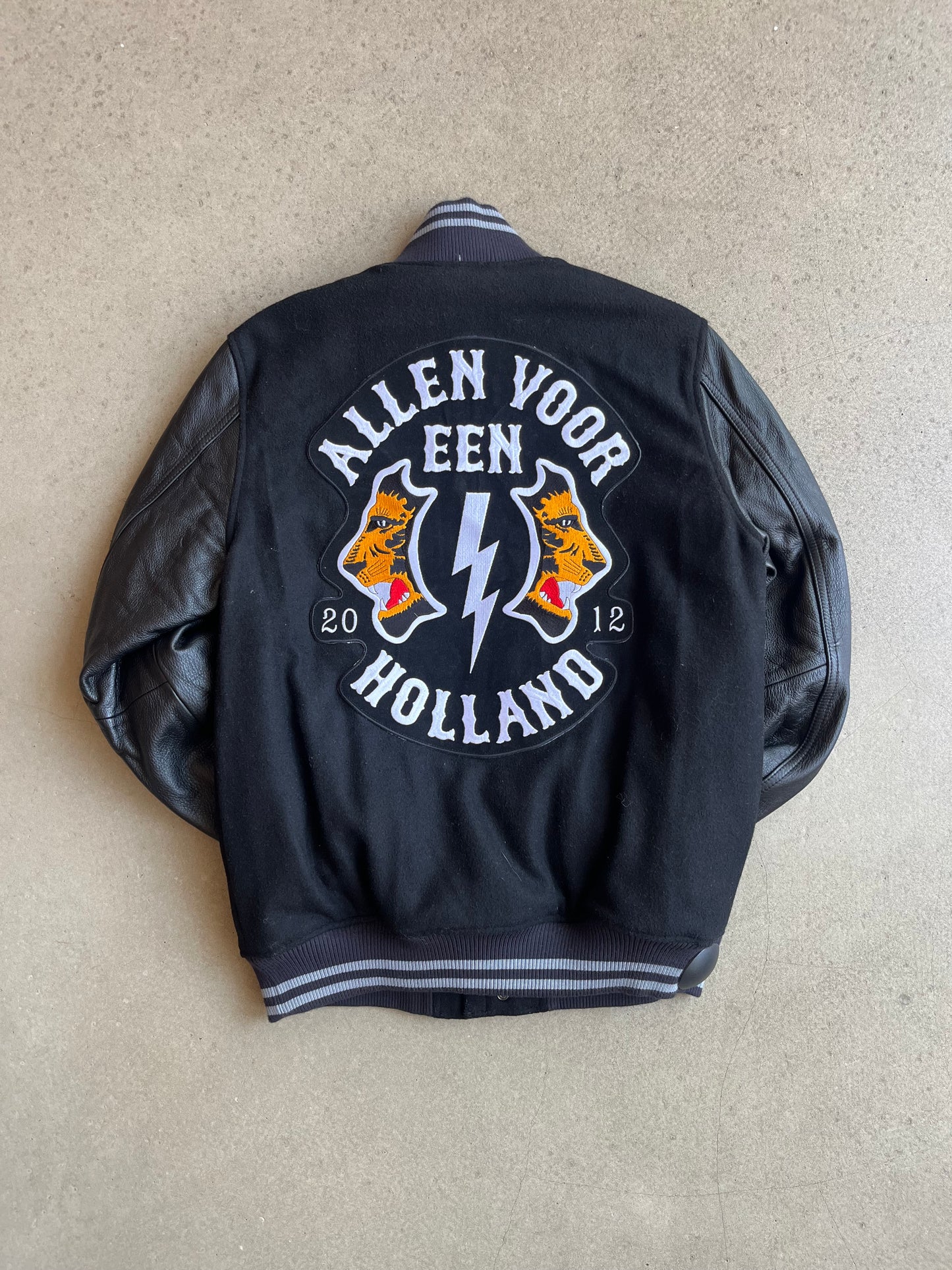 Nike A.V.E (Allen Voor Een) Precint 9 Destroyer Jacket M