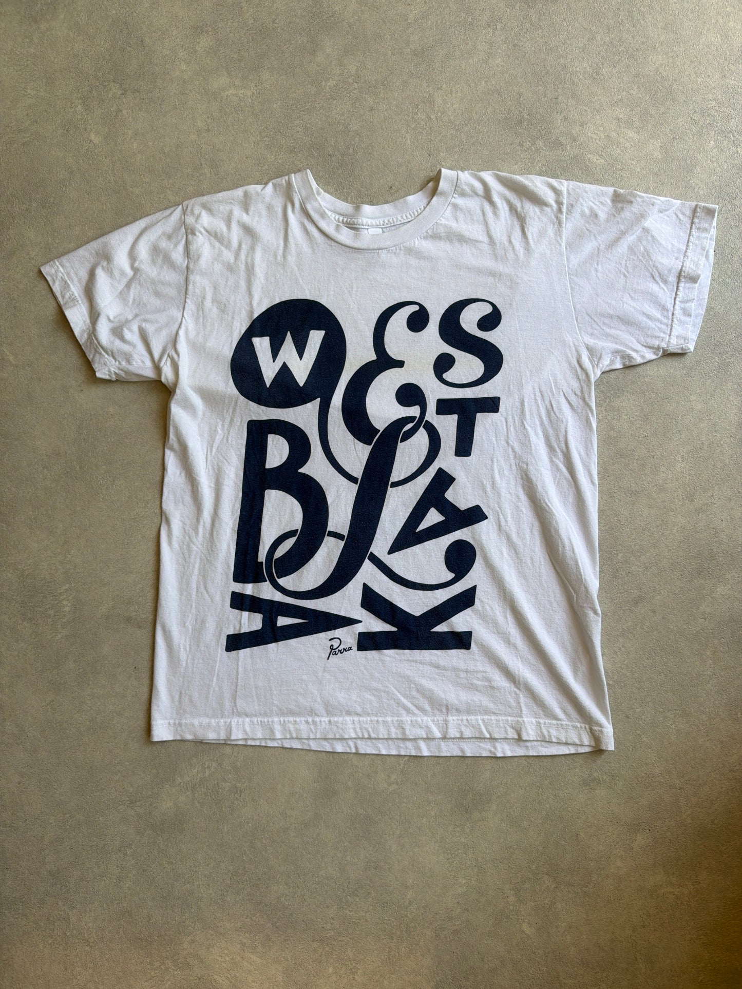 By Parra Graphic Tee L