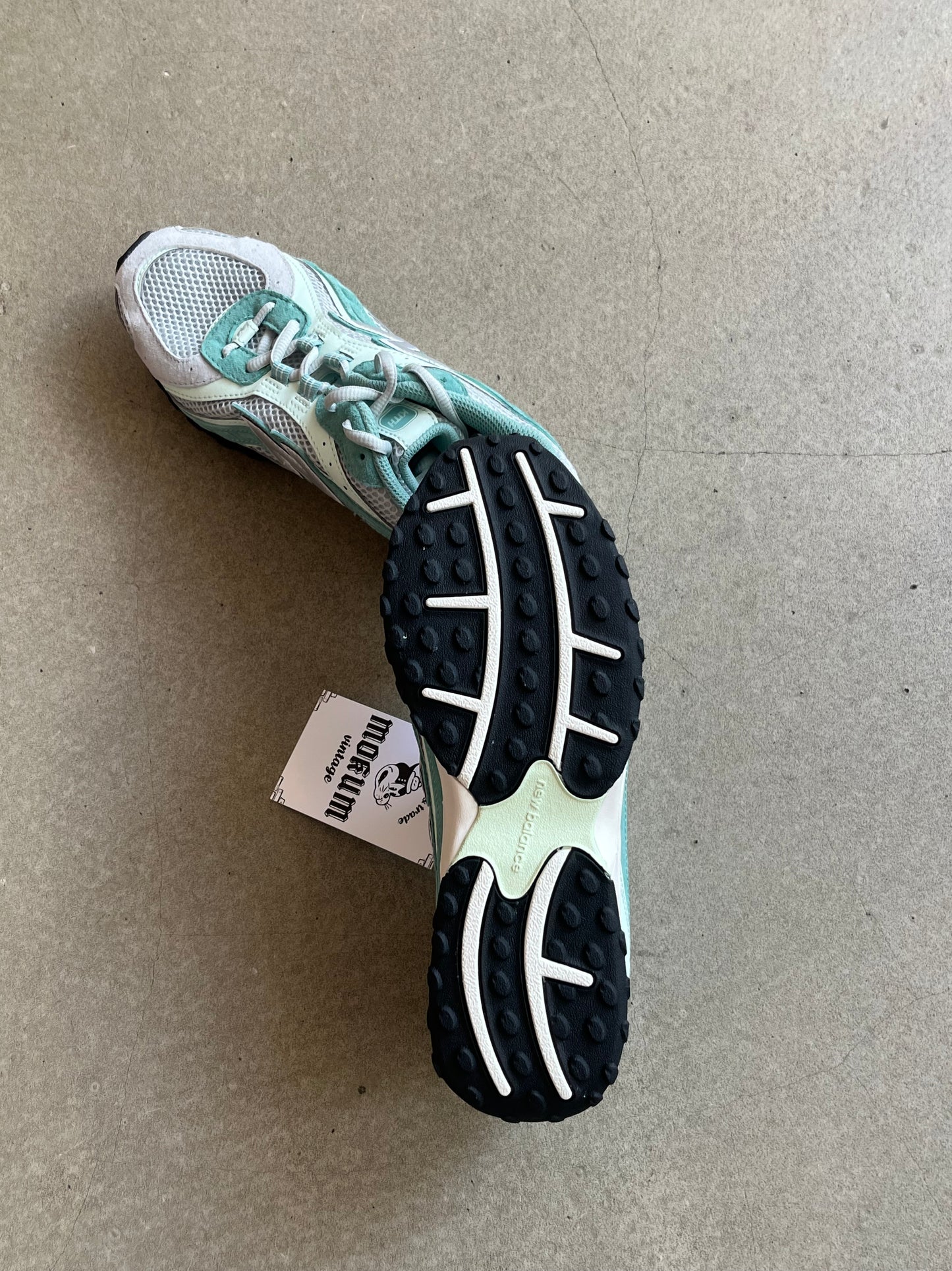 New Balance X Kith U204LKTA Size 38