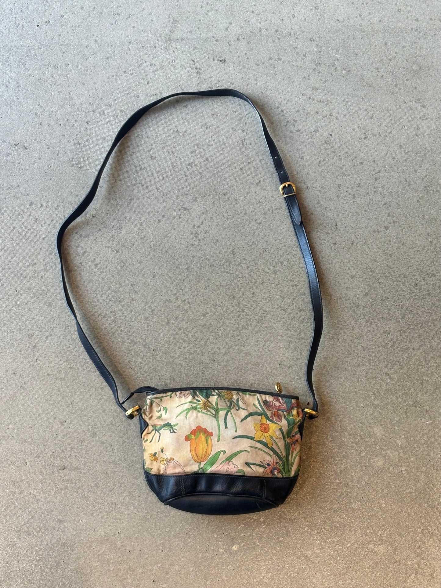 Vintage Gucci Flora Shoulder Bag Navy