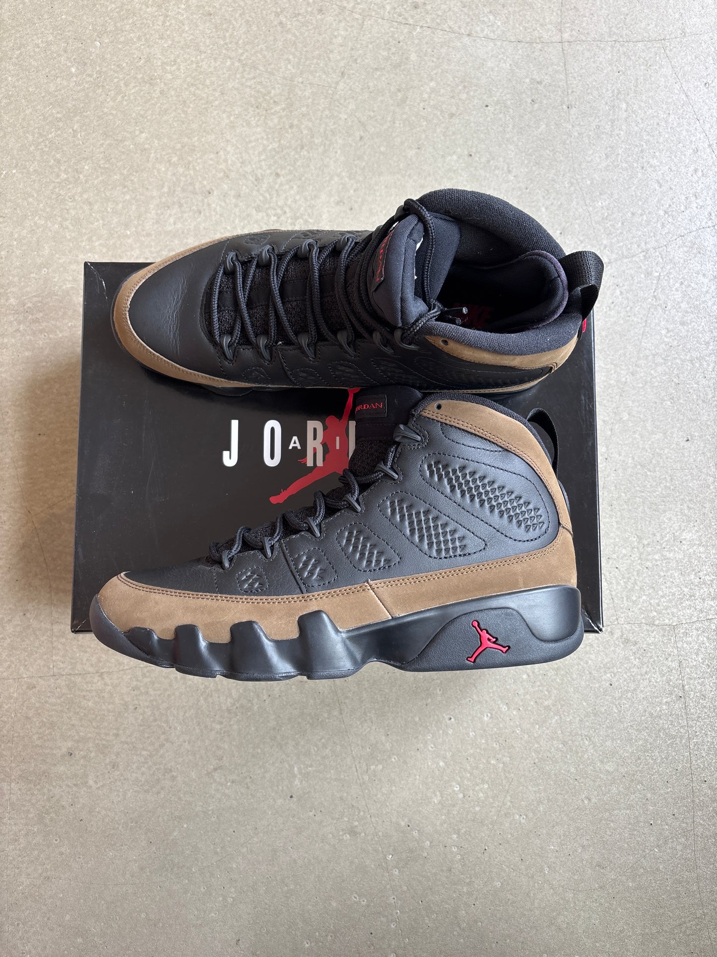Jordan 9 Retro Olive Eu 44