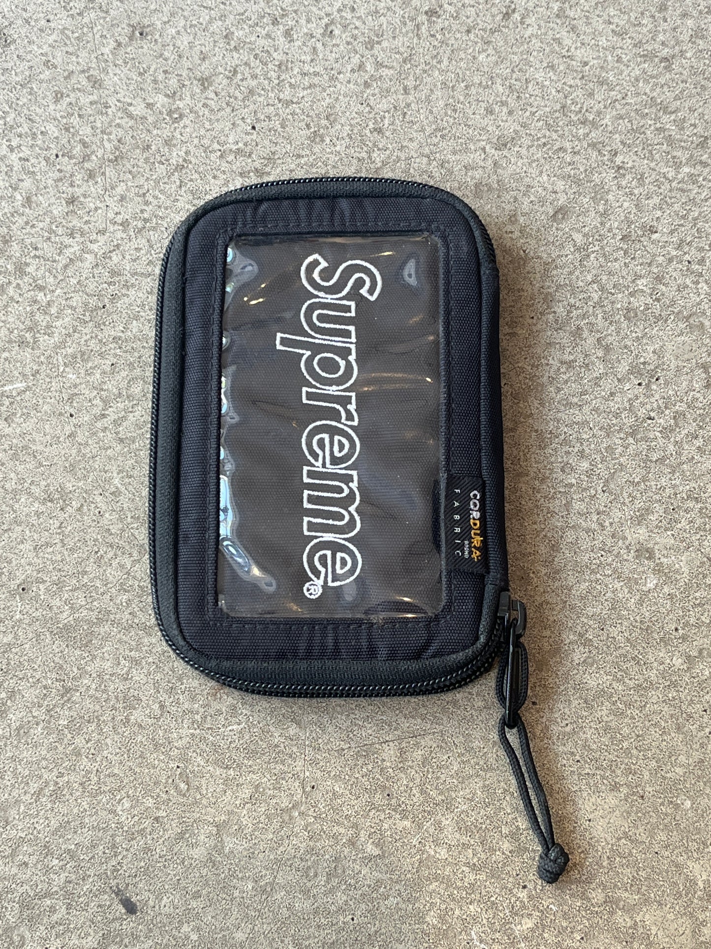 Supreme Small Zip Pouch Black