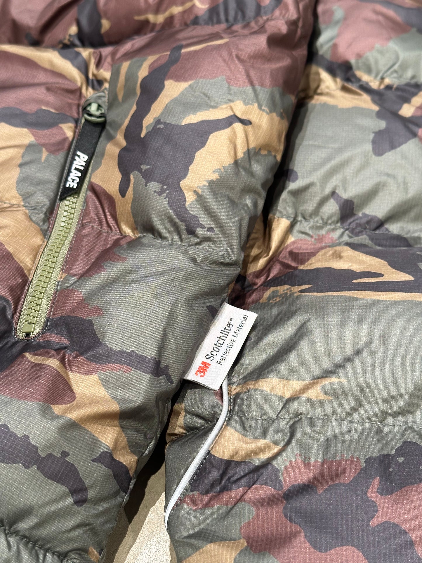 Palace Pertex P90 Puffa Jacket Camo Large