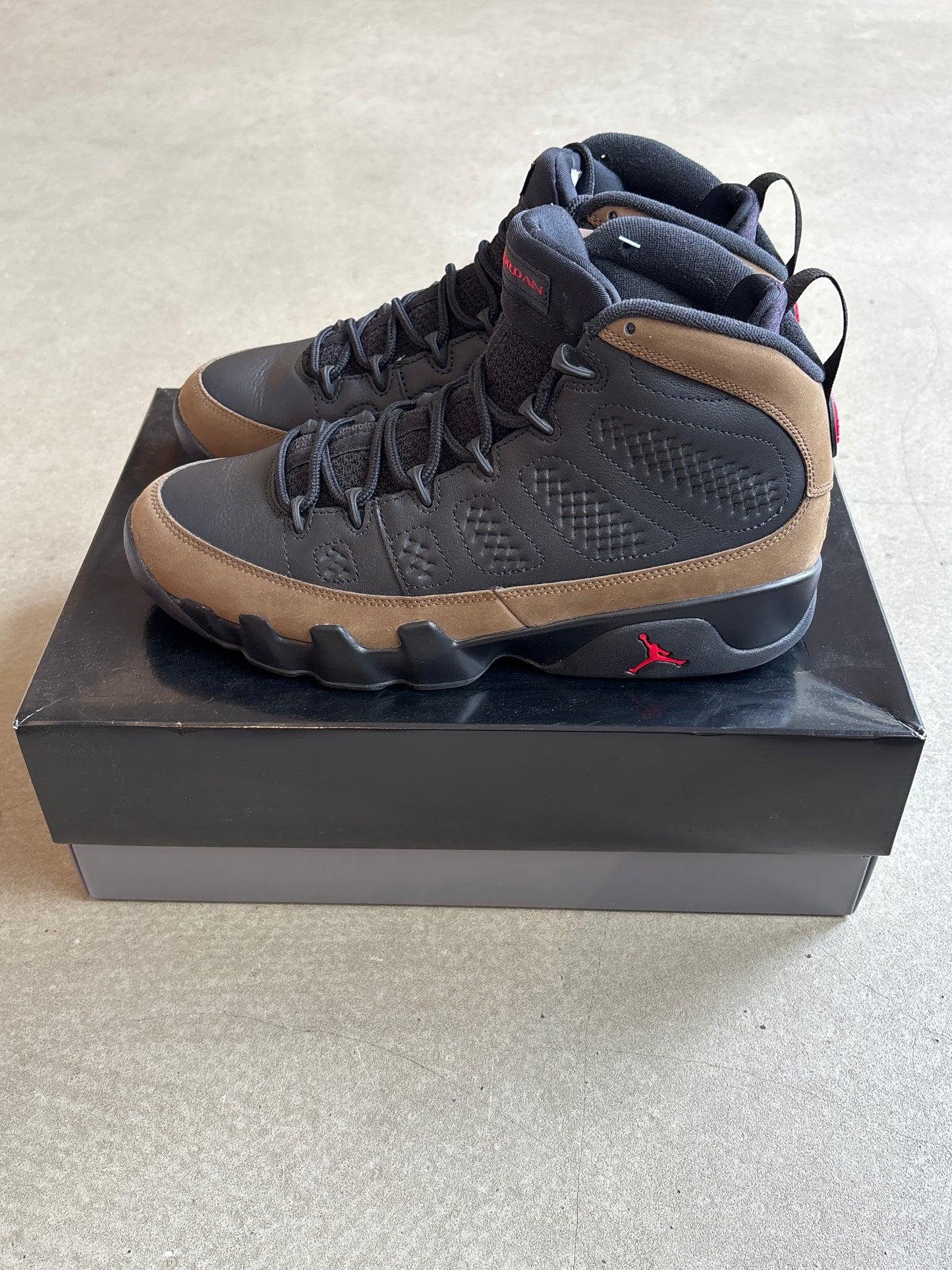 Jordan 9 Retro Olive Eu 44
