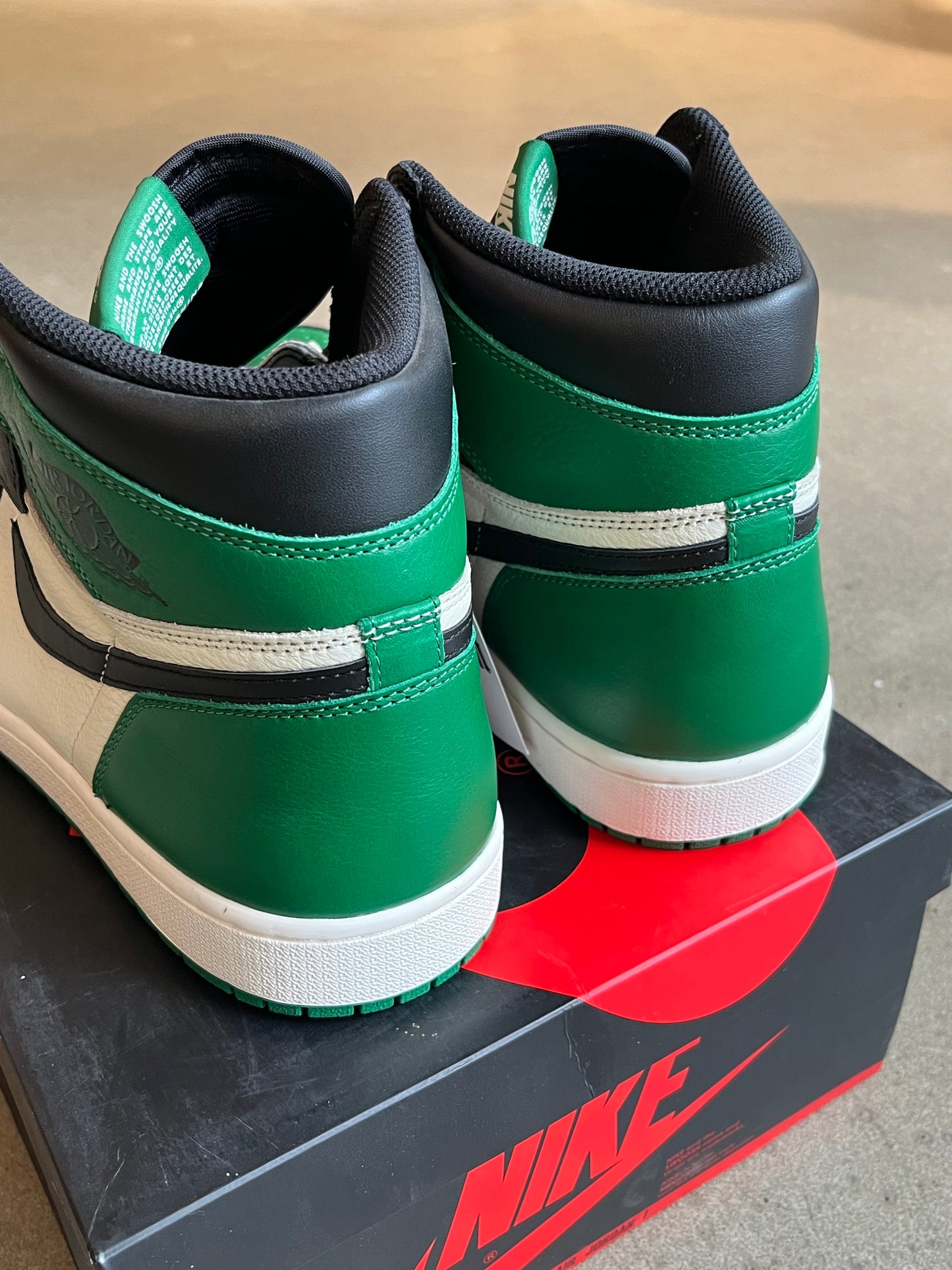 Jordan 1 Retro High OG Pine Green EU 47.5
