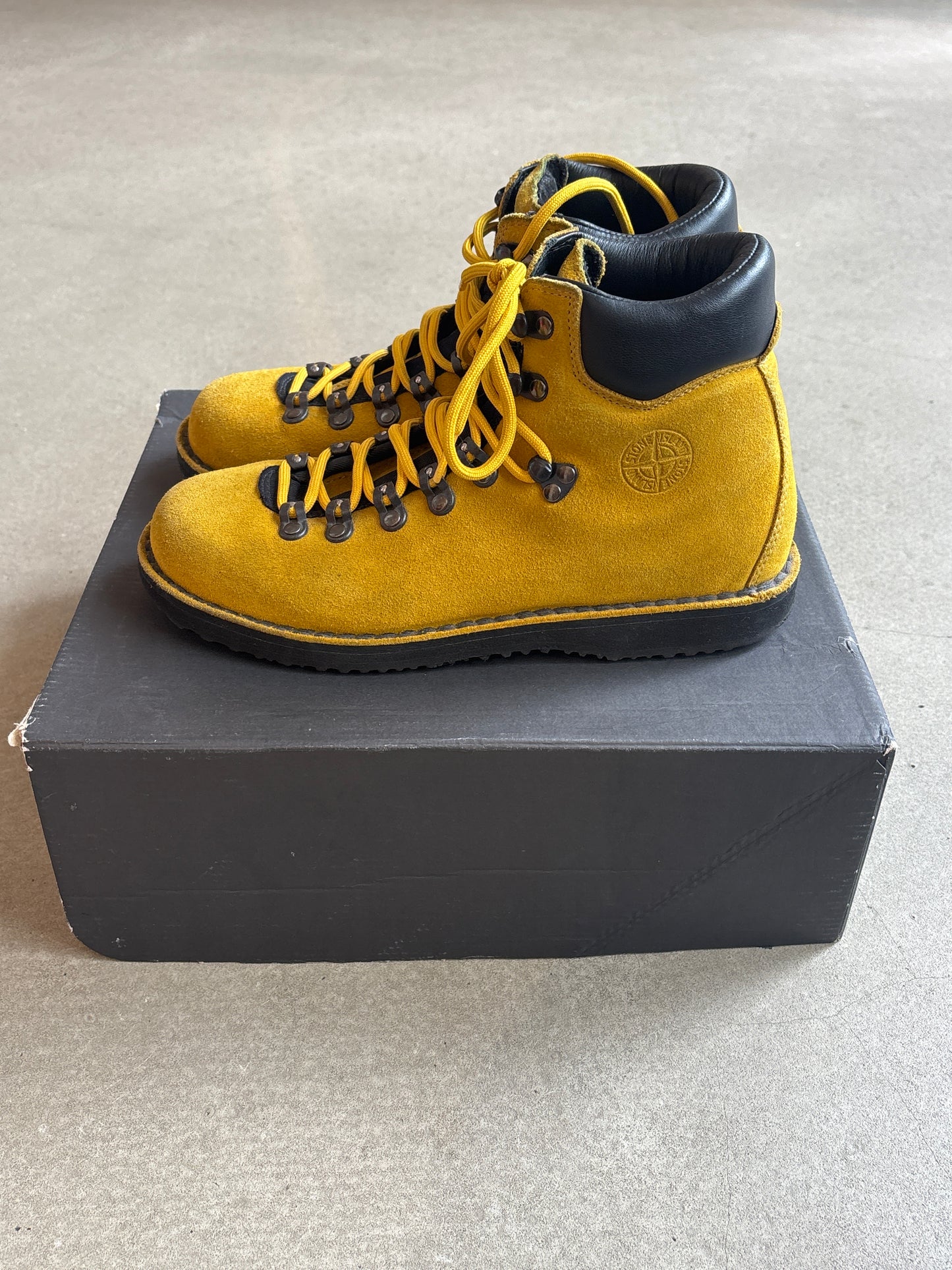 Stone Island Tracking Boots Yellow EU40