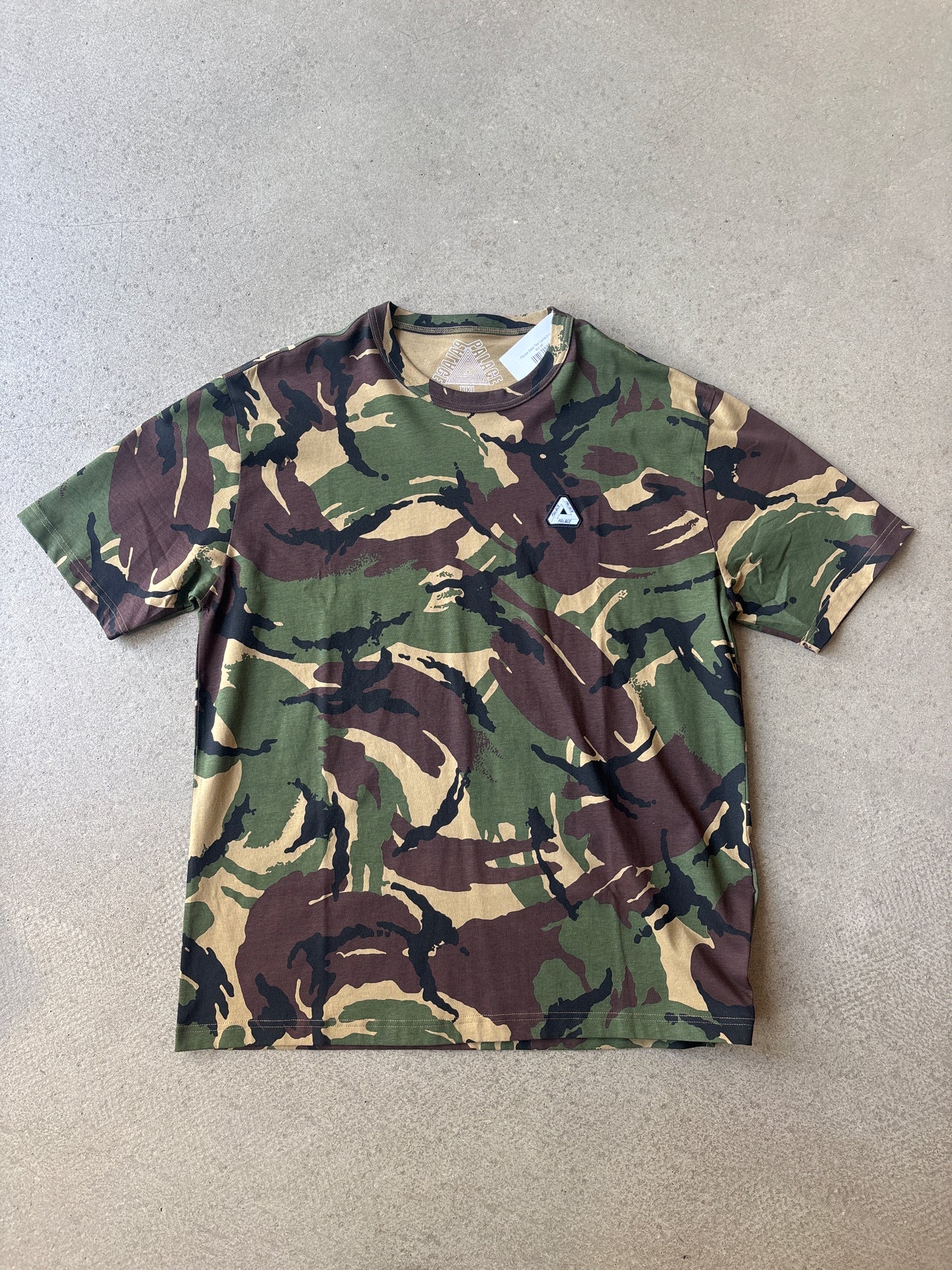 Palace Sofar Tee Camo Green