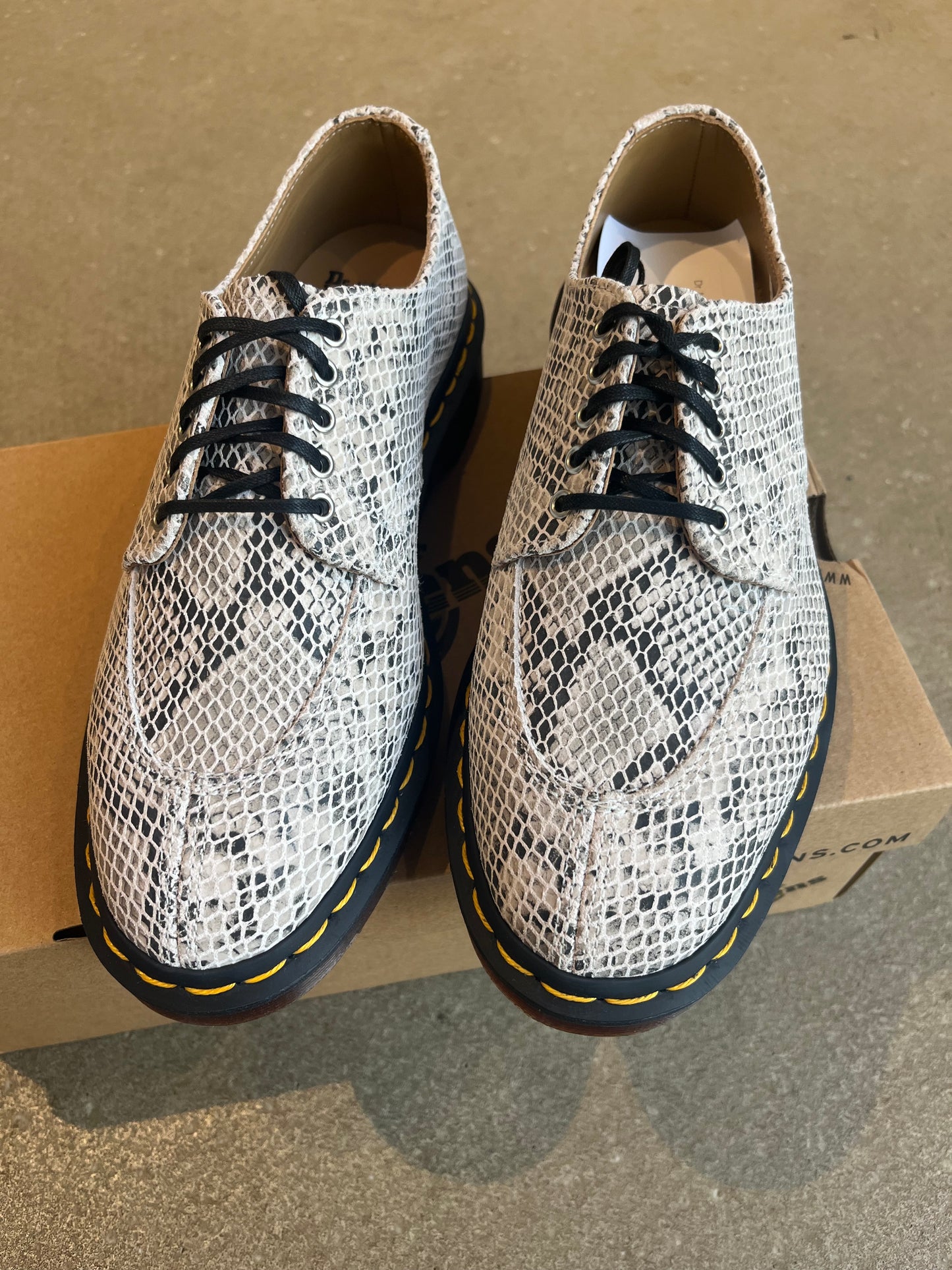 Dr. Martens Python Print EU 39