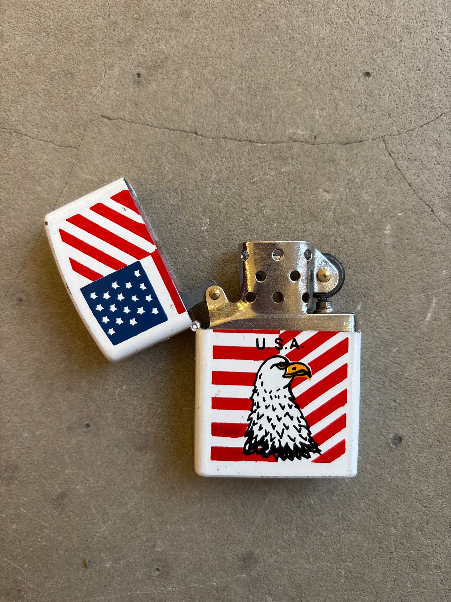 USA Gasoline Lighter White