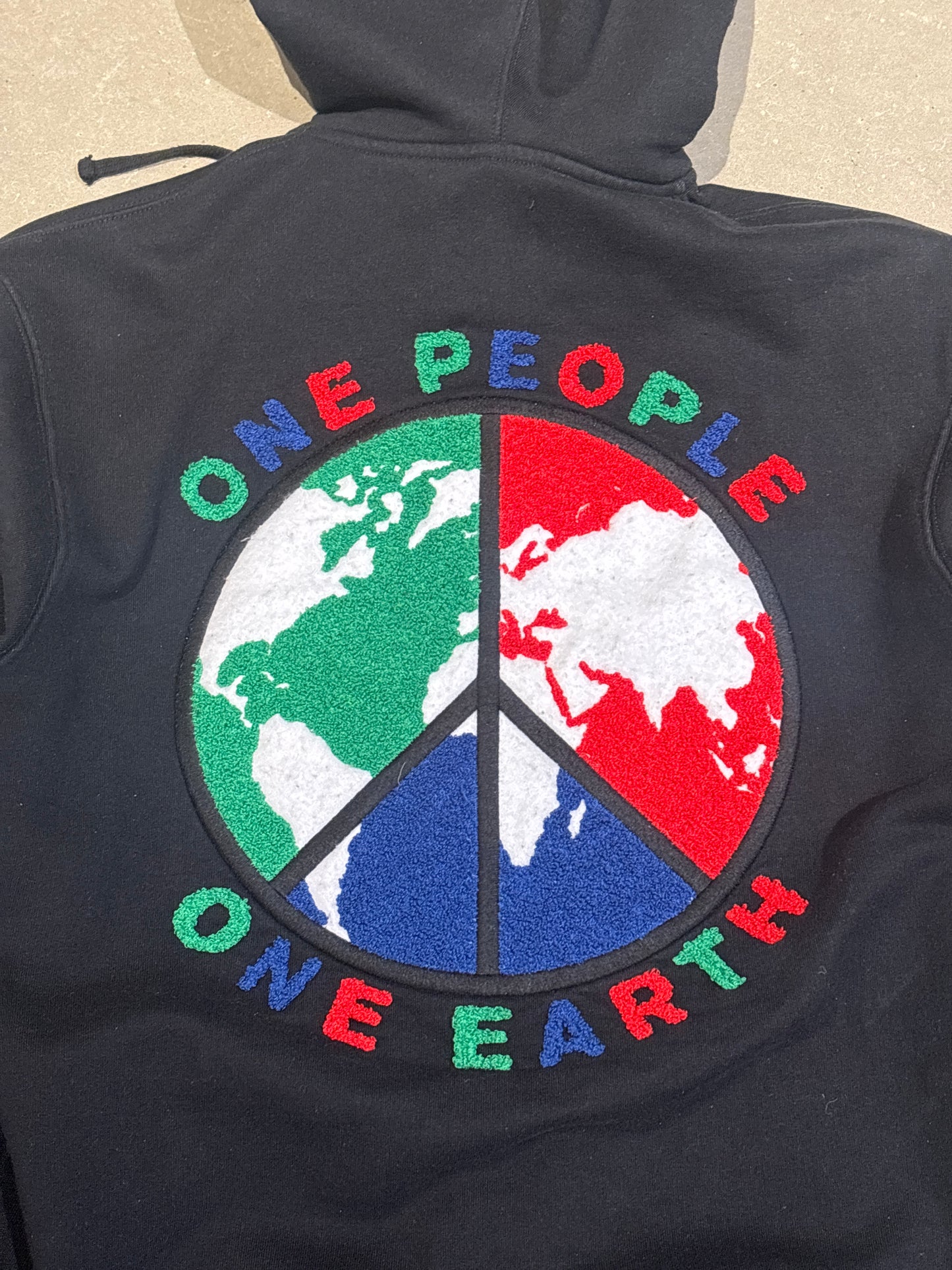 Patta Hoodie Black 'One People One Earth' Small