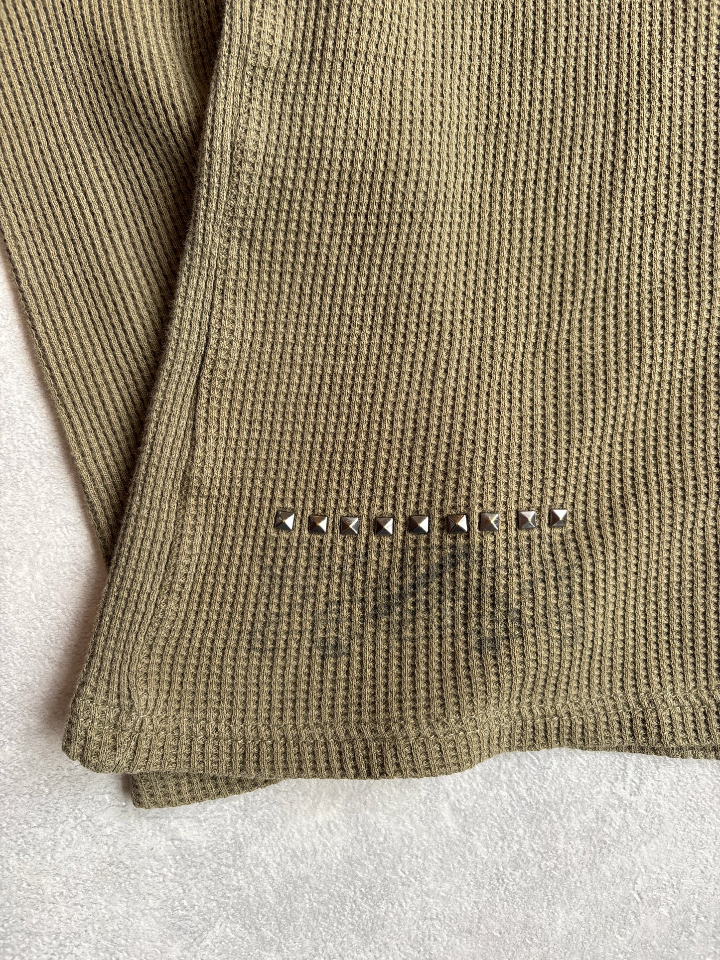 Guess Waffle Longsleeve studded detail XXL