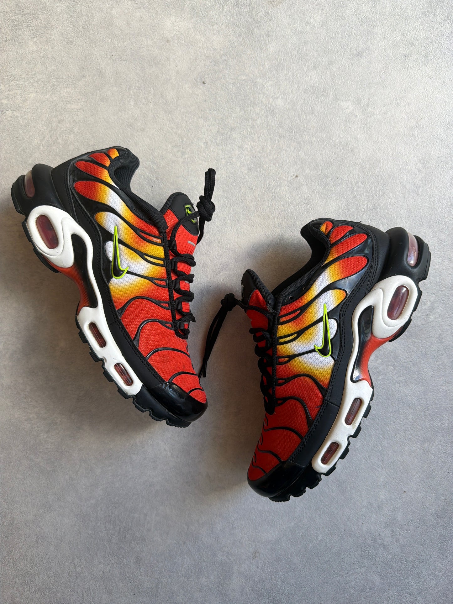 Nike Air Max Plus Sunset Size 42