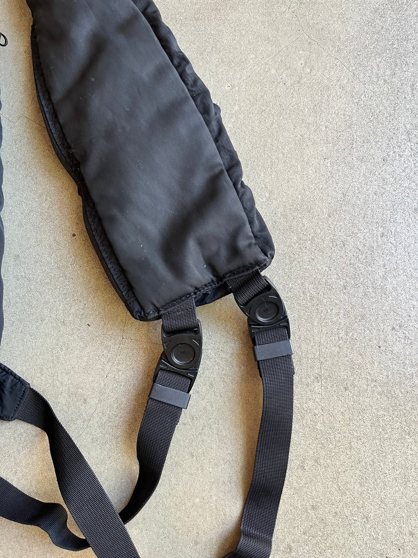 Stone Island Nylon Slingbag Black