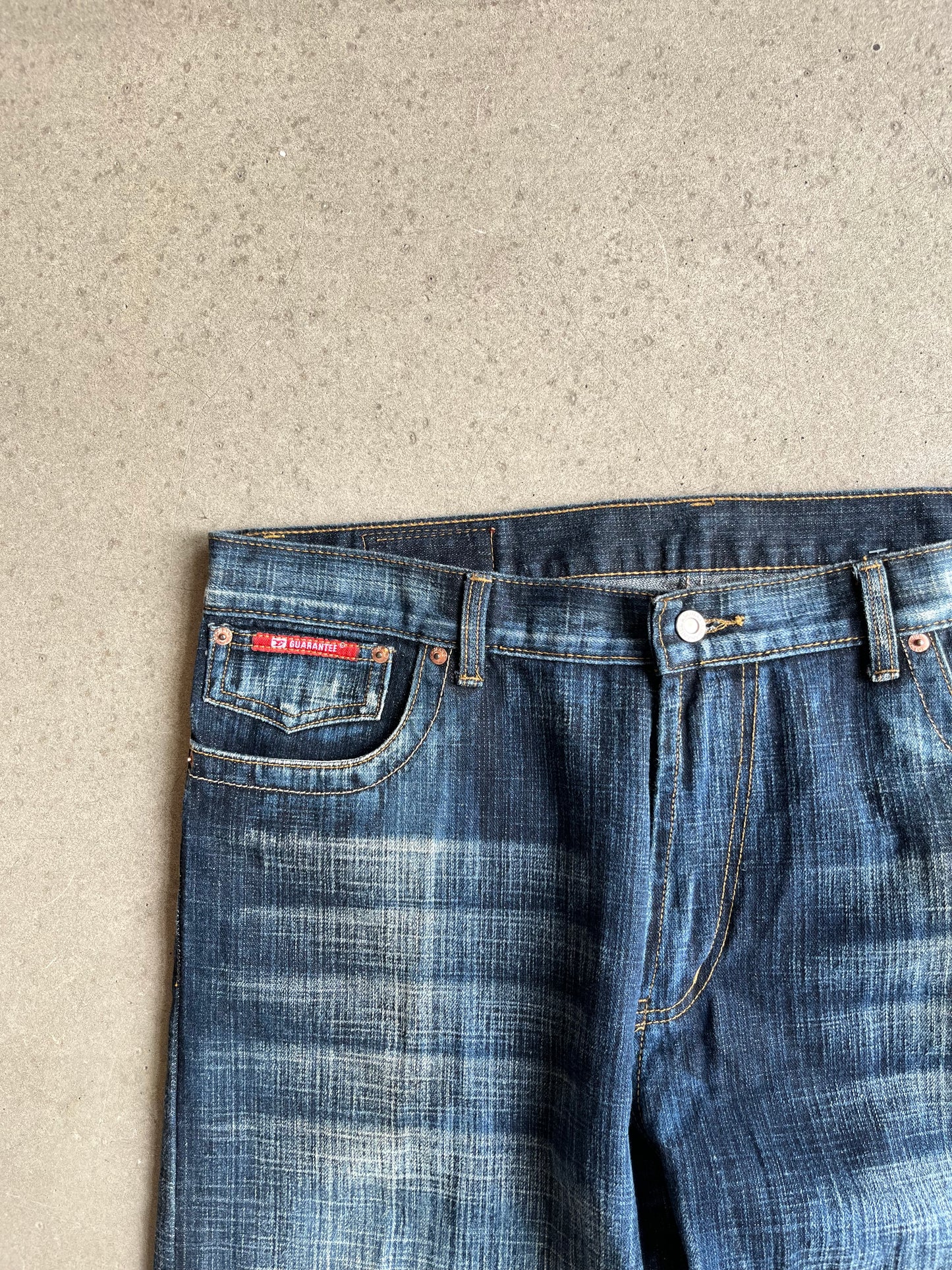 Guarantee Jeans Size 42
