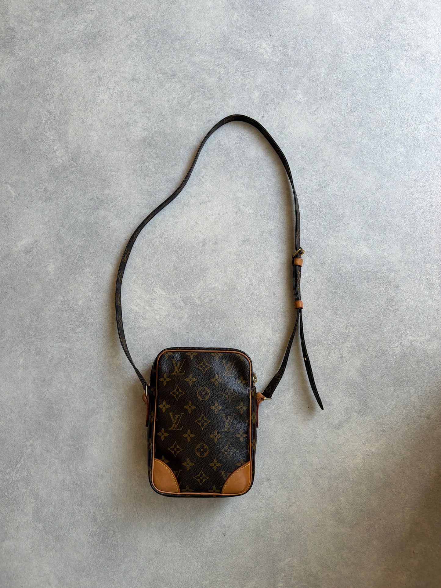 Louis Vuitton Danube Bag 2004