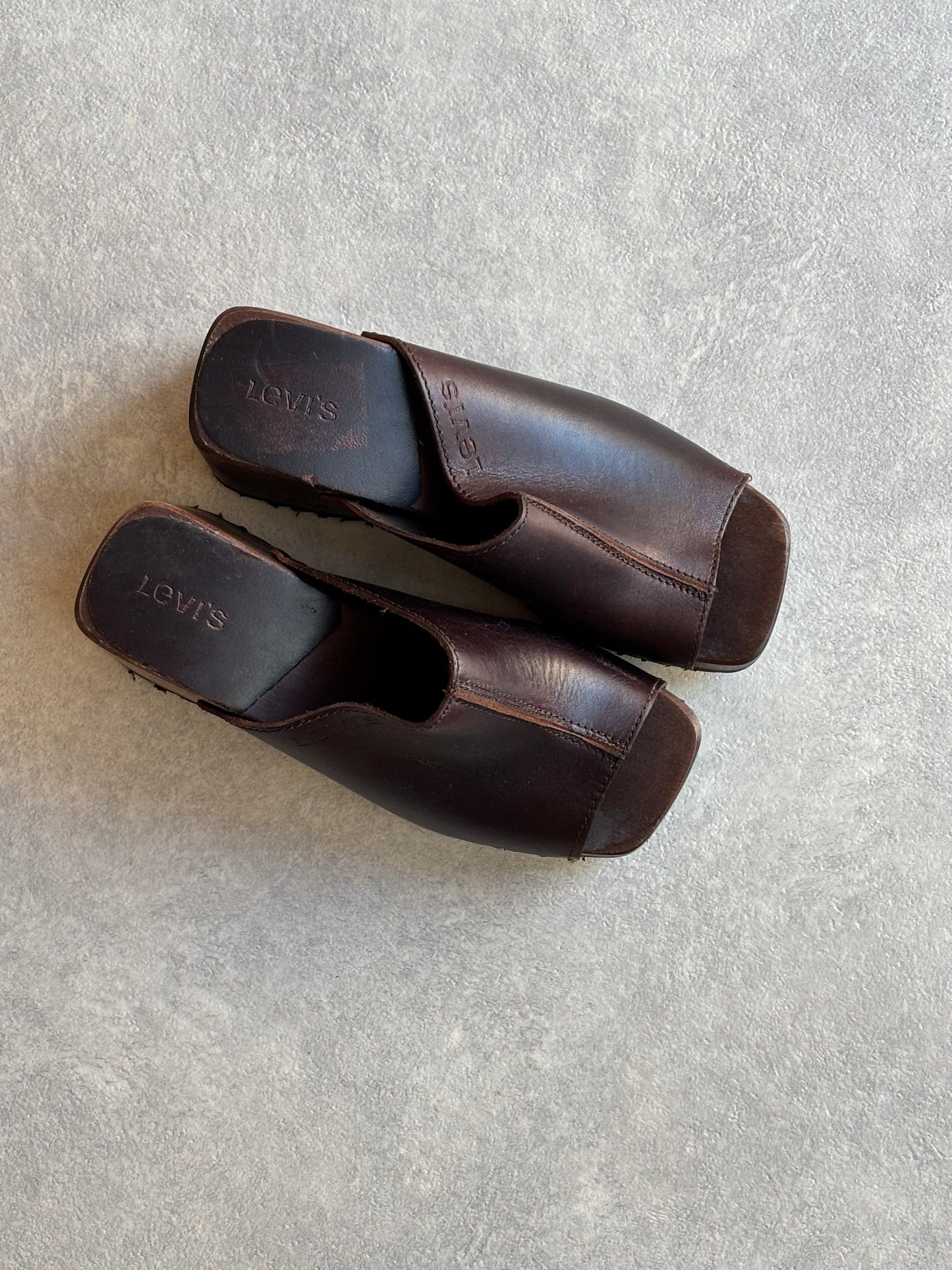 Vintage Levi's Platform Brown 37