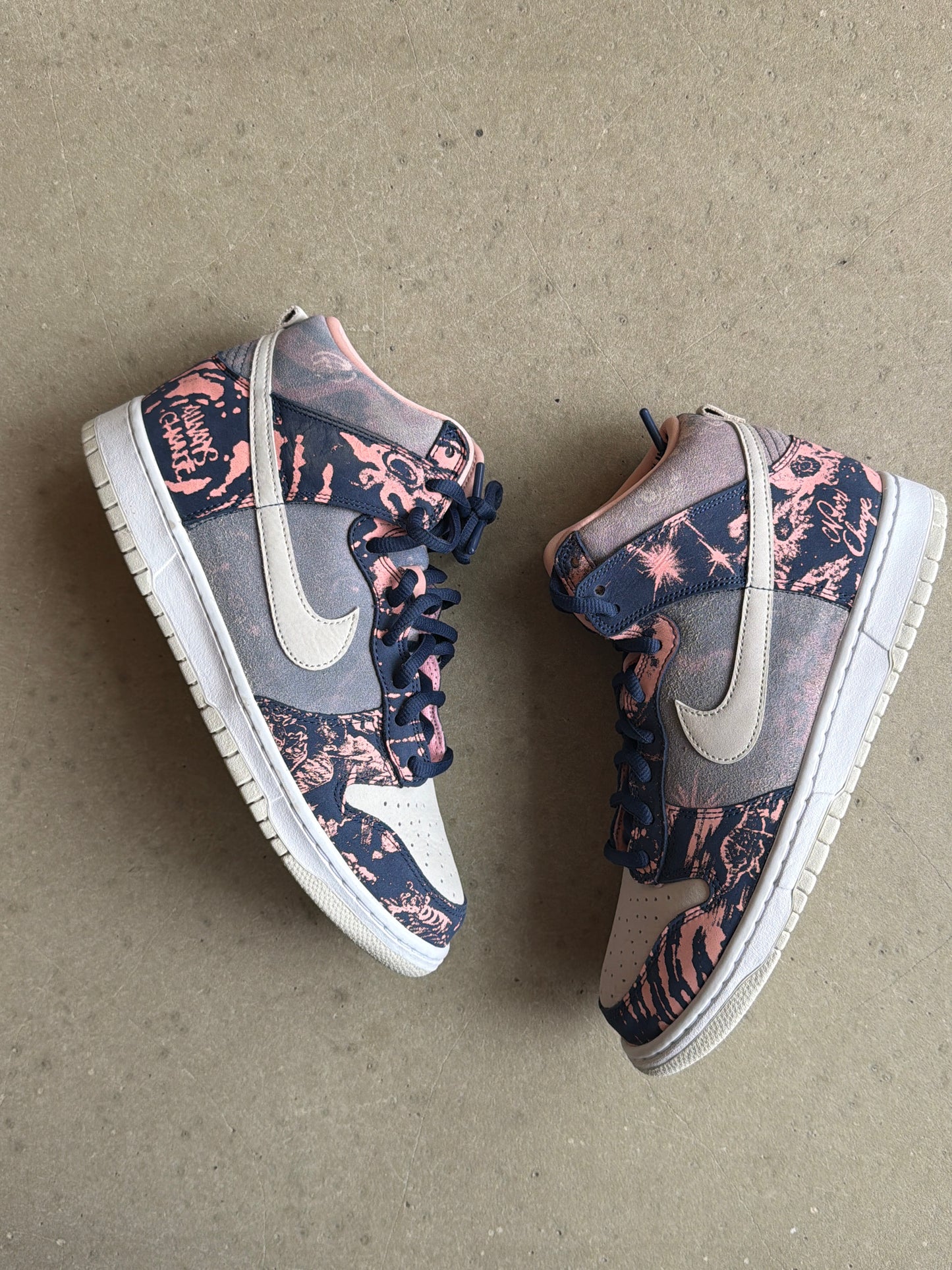 Nike SB Dunk High Soulgoods Pink Size 44