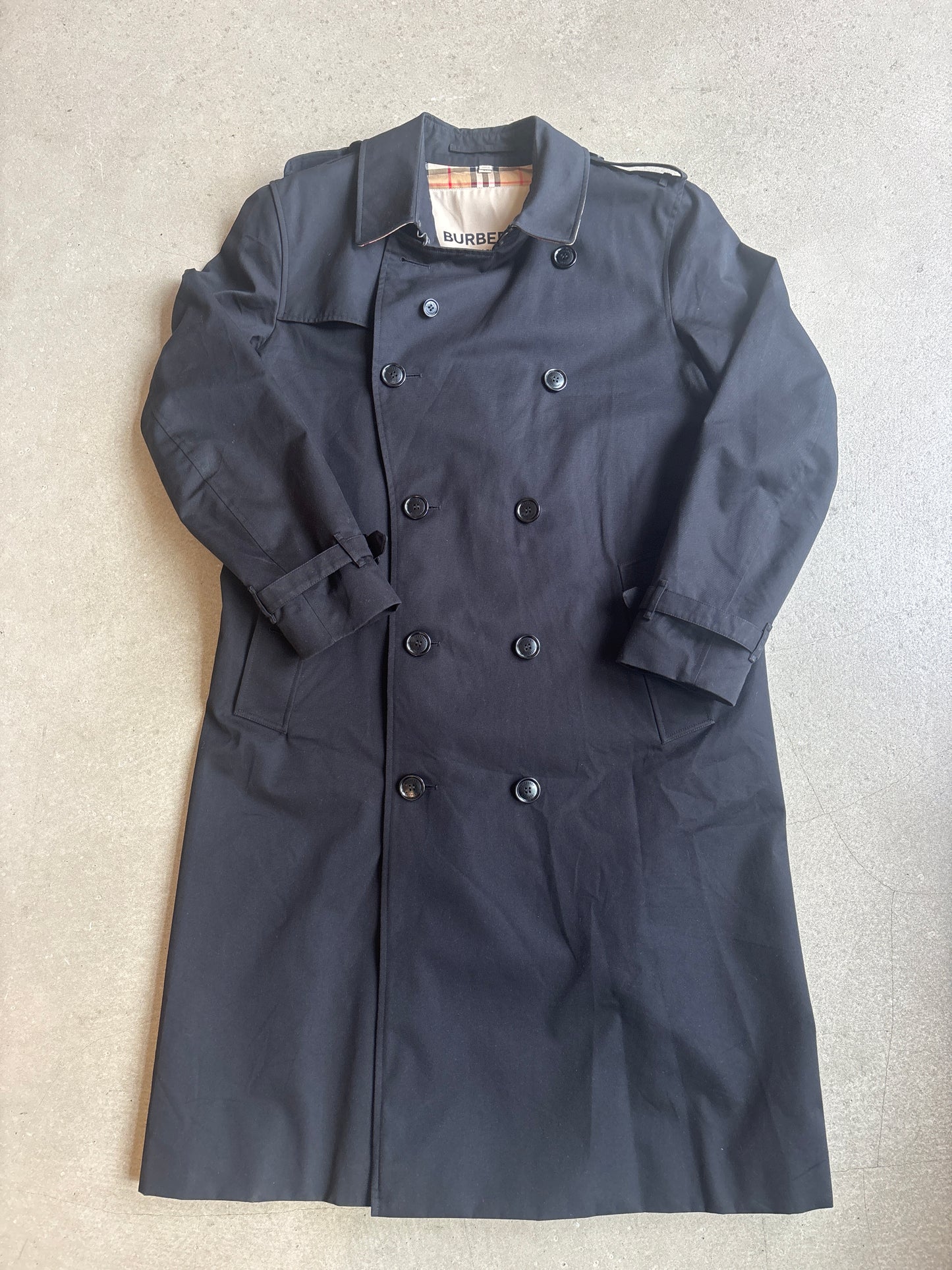 Burberry Kensington Overcoat Black L
