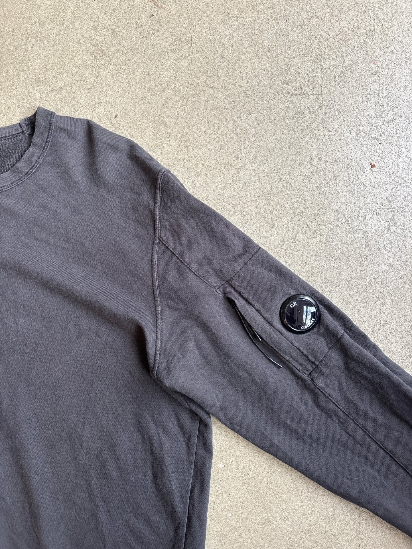 `C.P. Company Lens Roundneck Sweatshirt Black L
