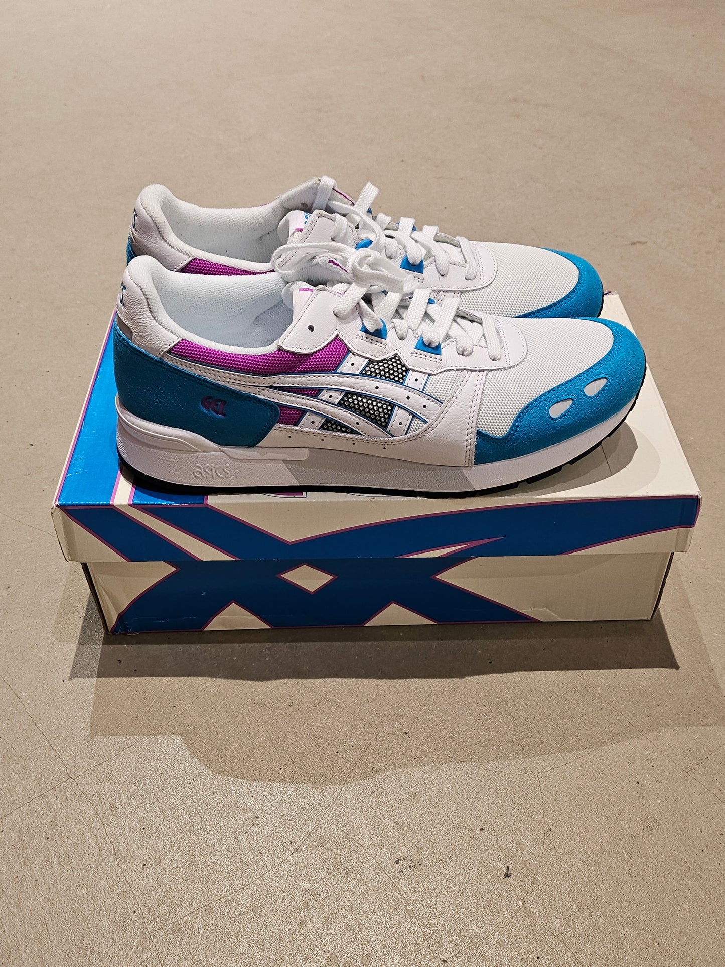 Asics Gel Lyte White Pink EU 46