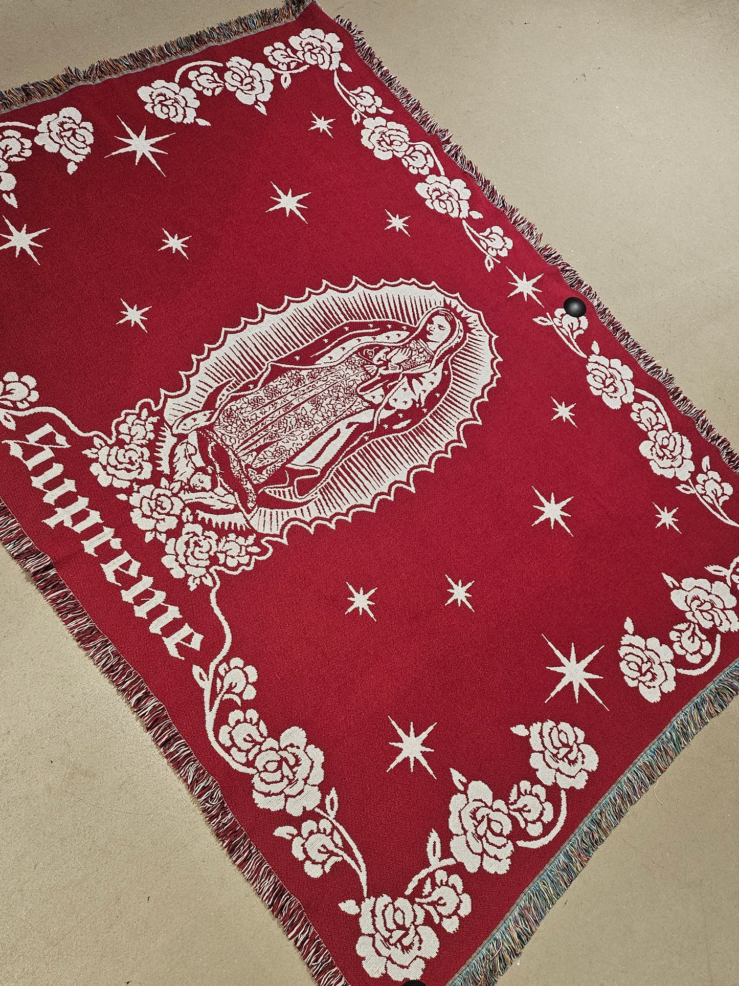 Supreme Tapestry Maria Red