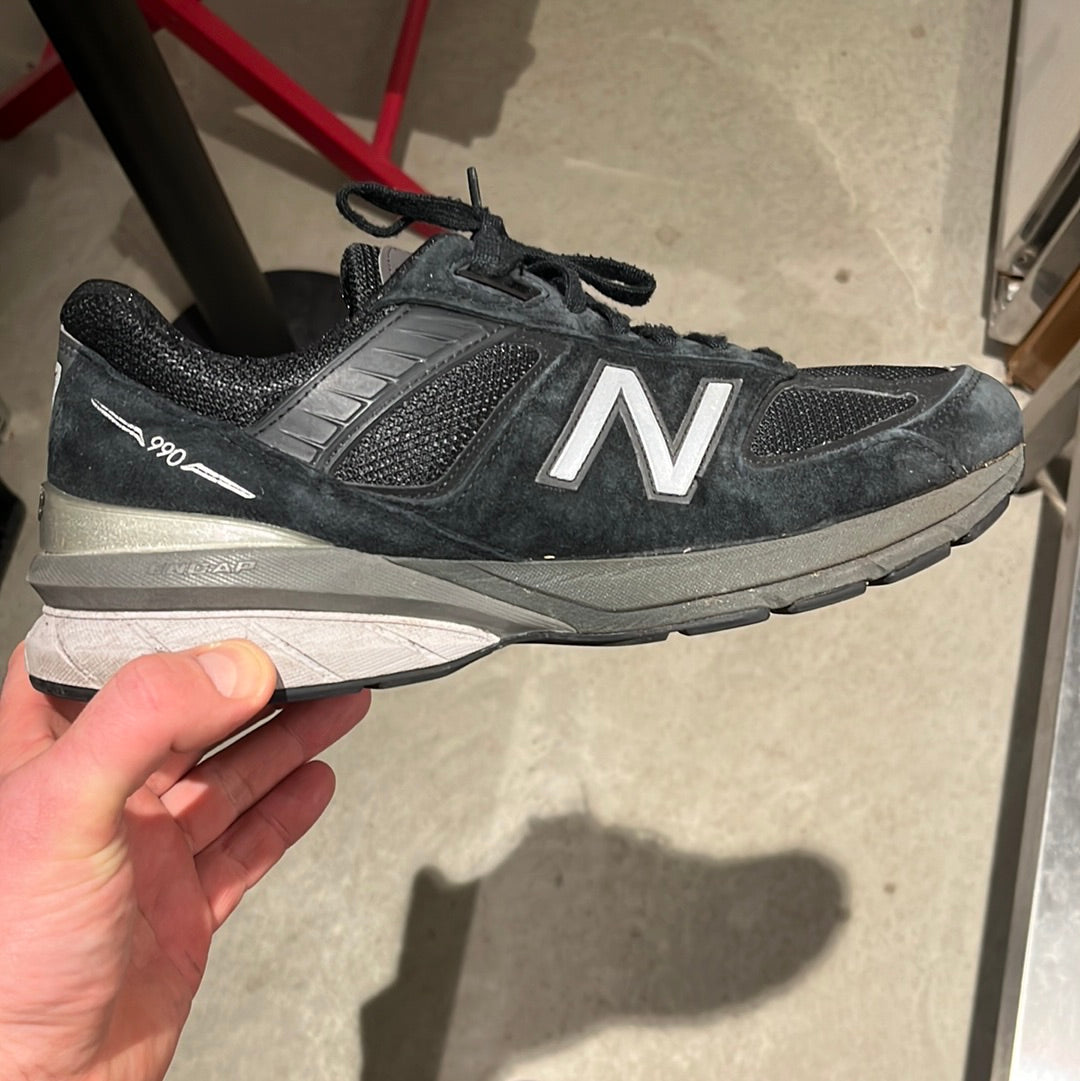 New Balance 990 v5 Black 44.5