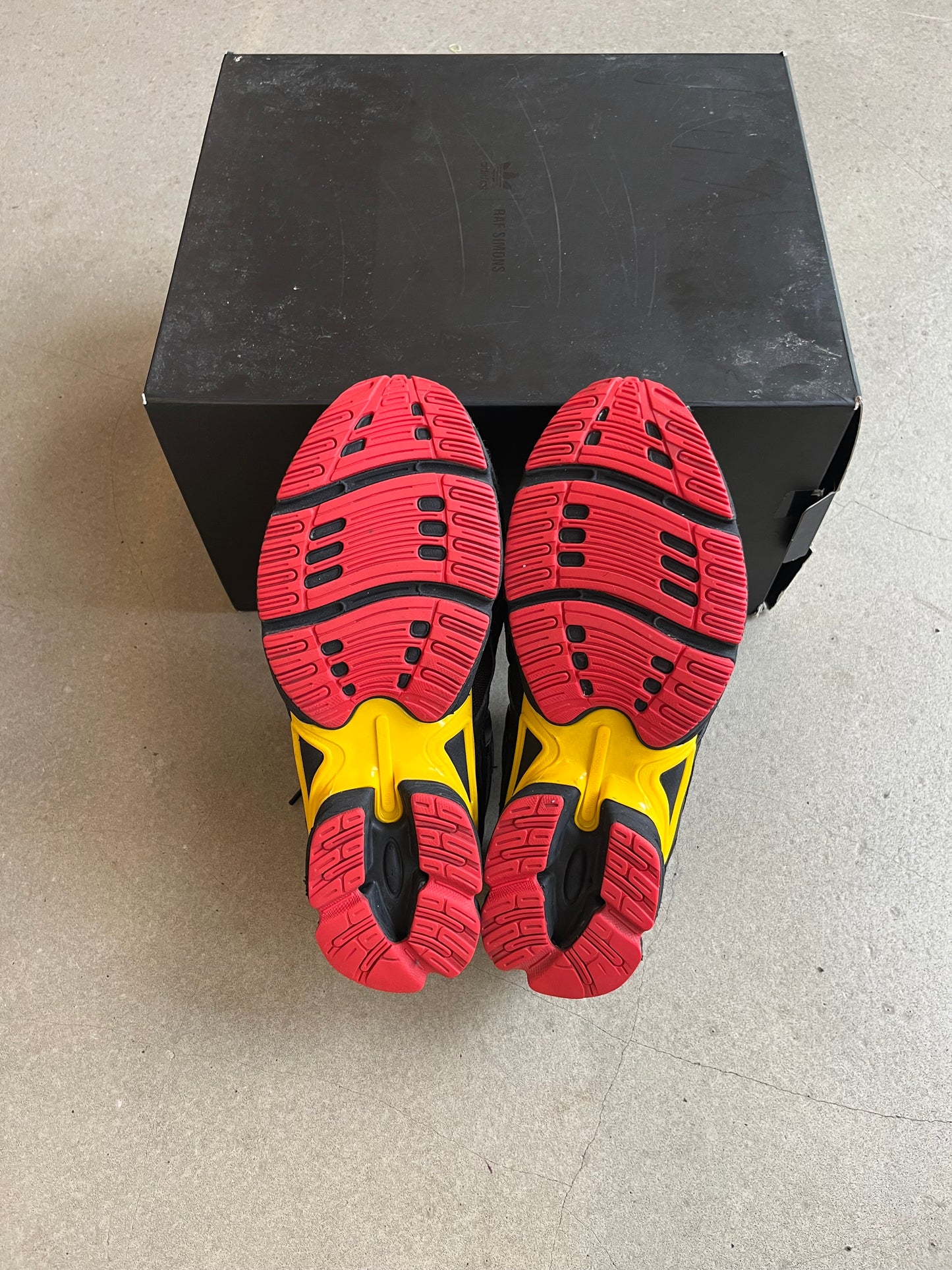 RAF Simons X Adidas Ozweego Replicant Black 43,5