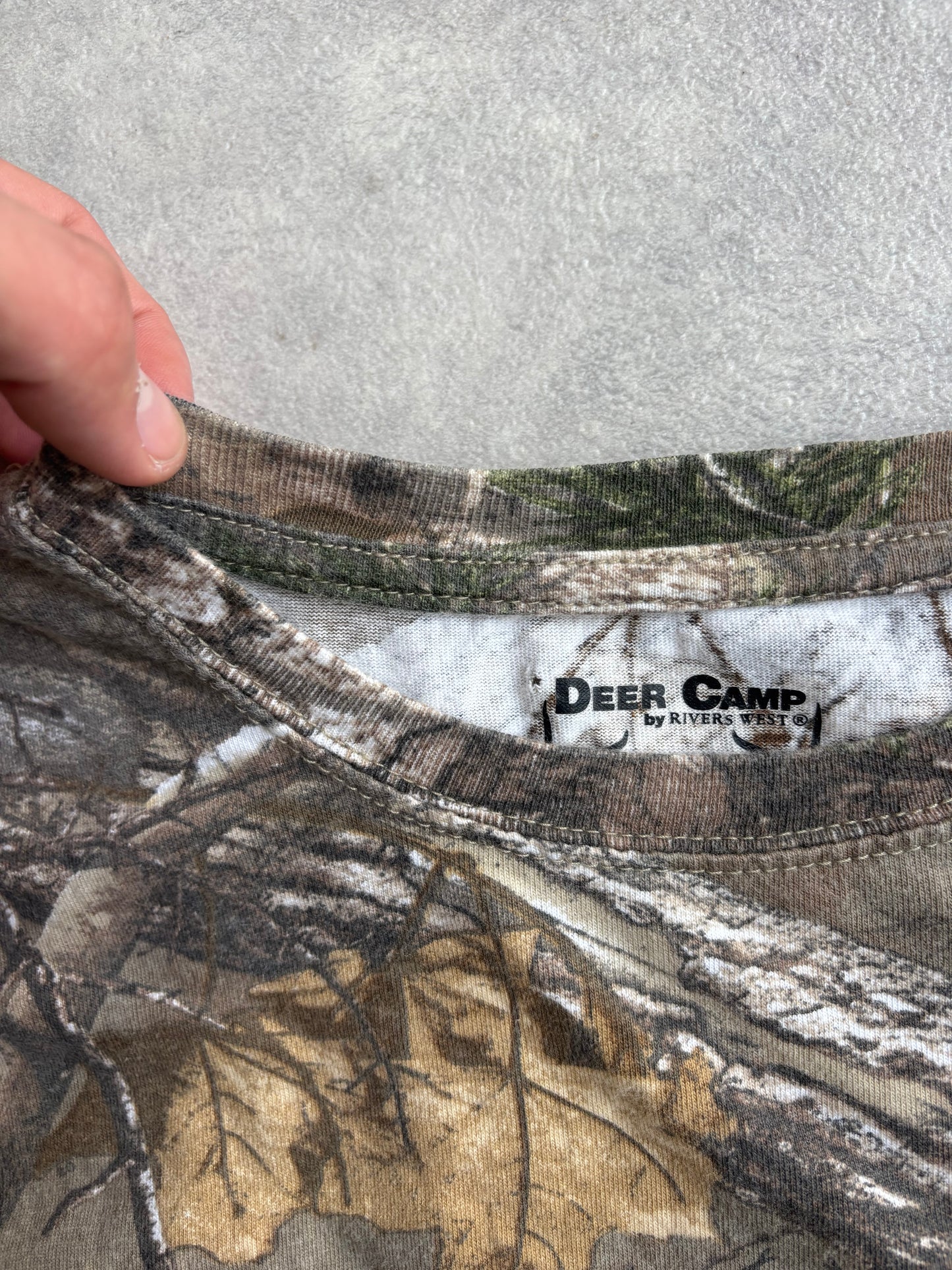 Deer Camp Real tree Tee Medium