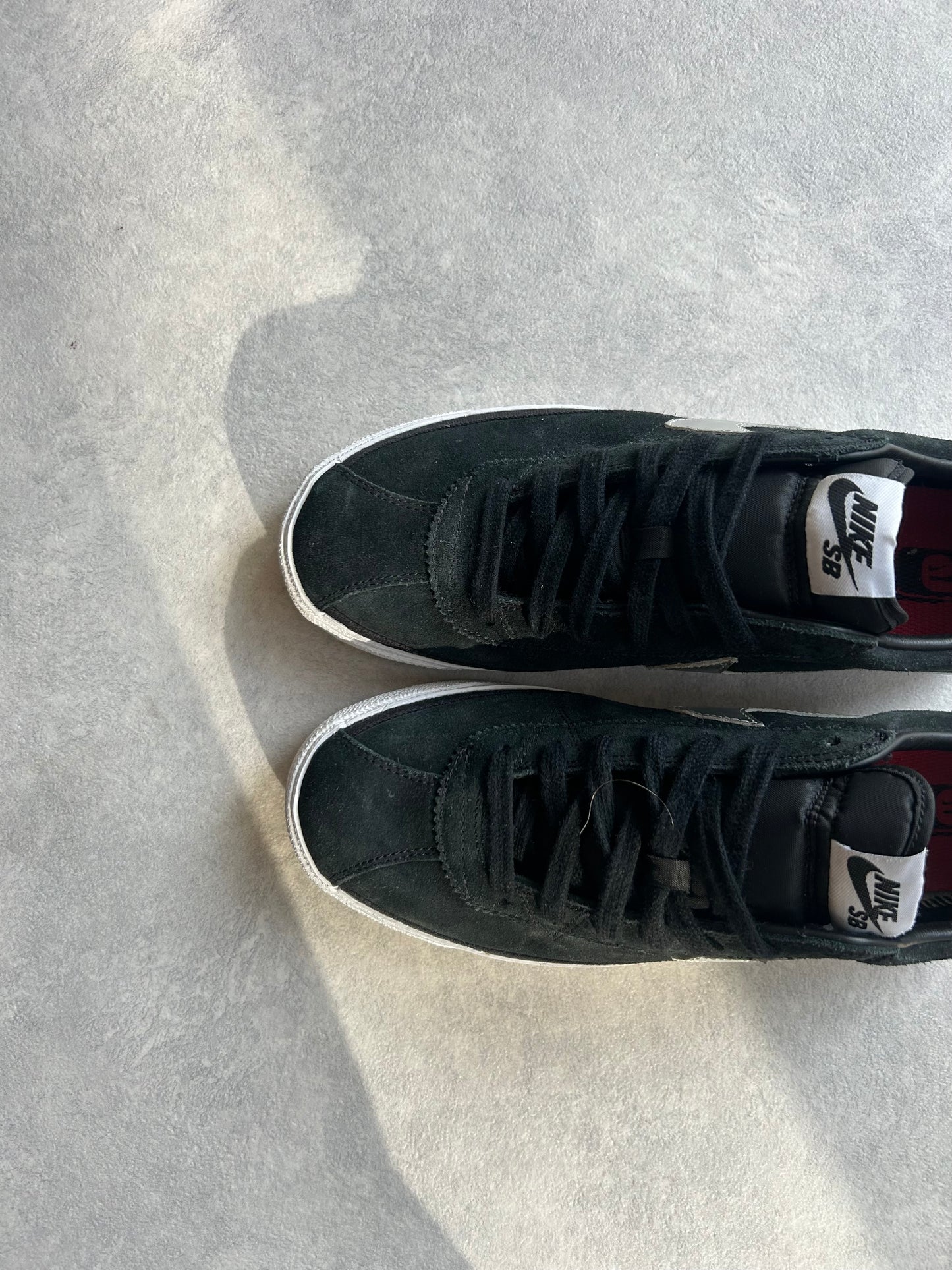 Nike SB Zoom X Supreme Zwart 44