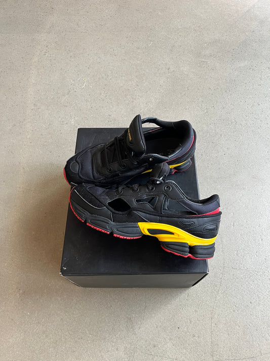 RAF Simons X Adidas Ozweego Replicant Black 43,5