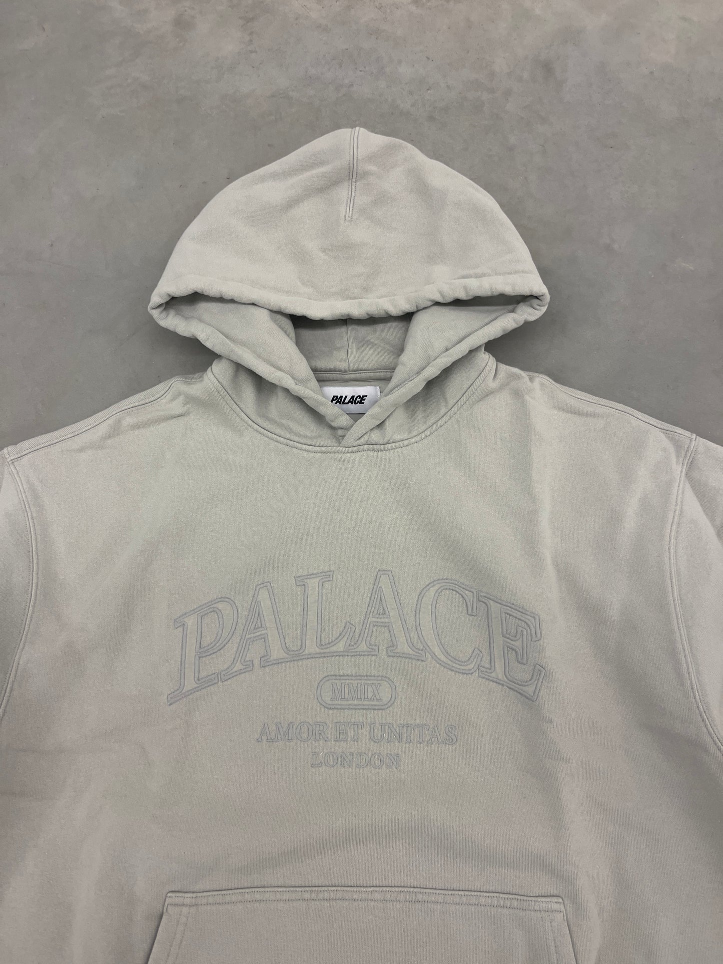 Palace Unitas Pigment Wash Hood Concrete Grey