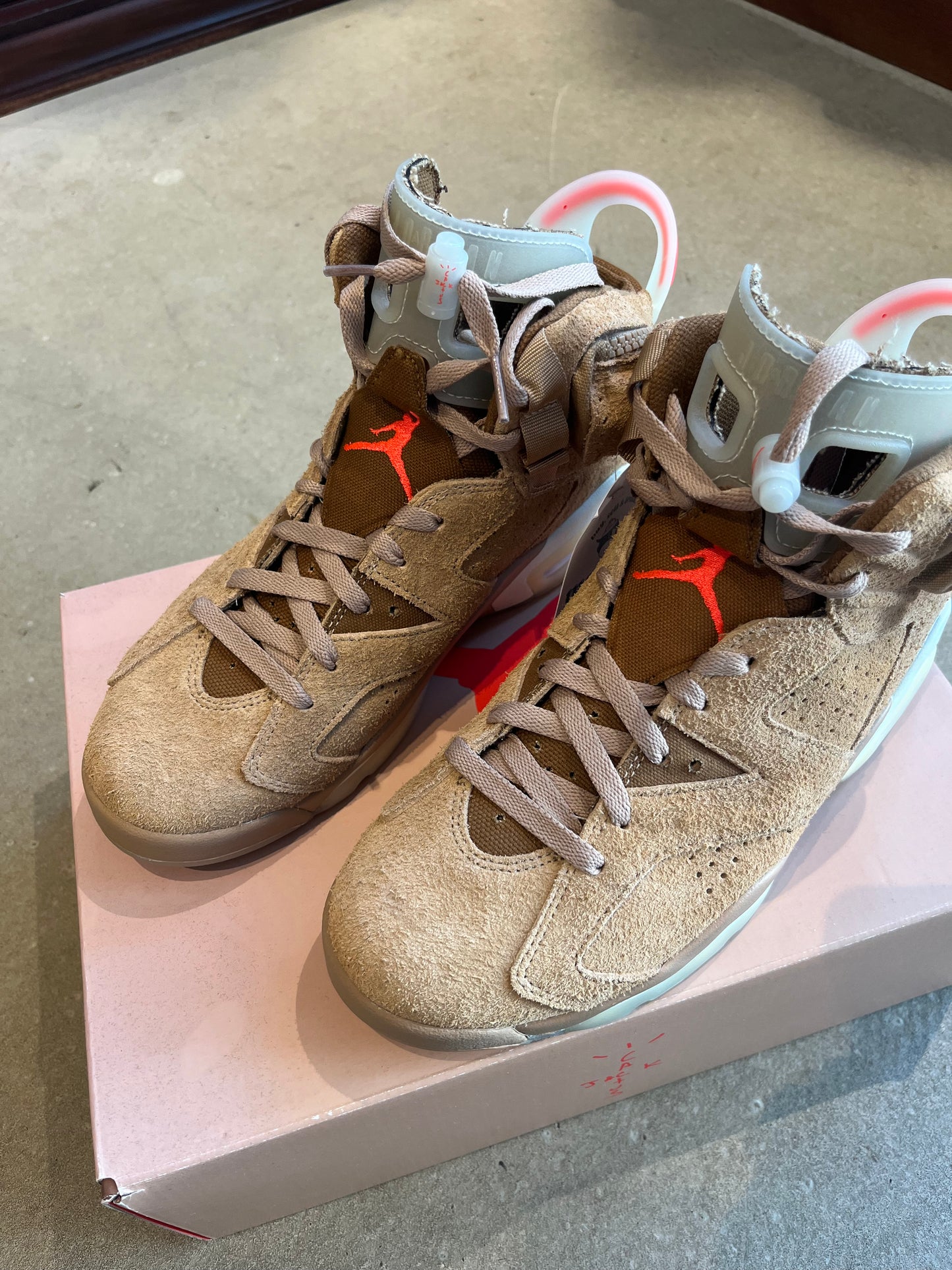 Nike Air Travis Scott Jordan 6 Khaki EU 42.5