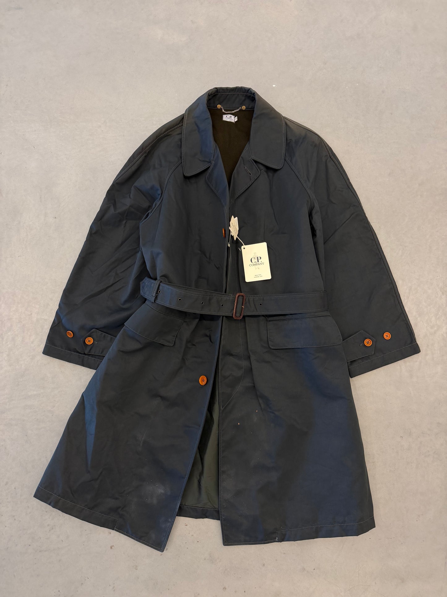 C.P. Company Trenchcoat Donkergrijs Maat 48