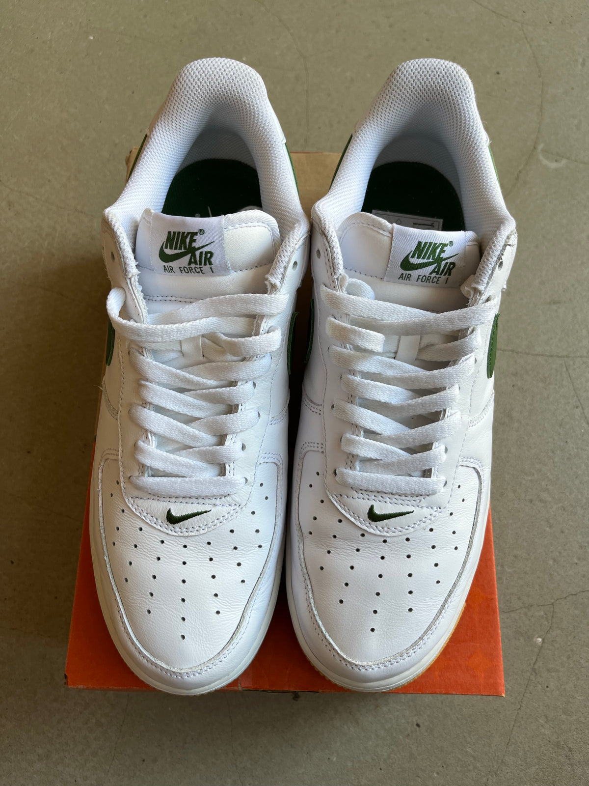Nike Air Force 1 Low Retro QS Size US 11 EU 45 White Forest Green