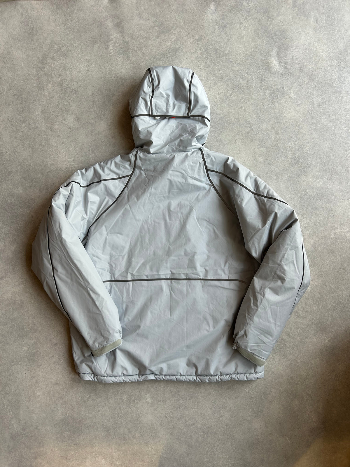 PALACE GORE-TEX WINDSTOPPER ILLUMINATOR JACKET CLOUD