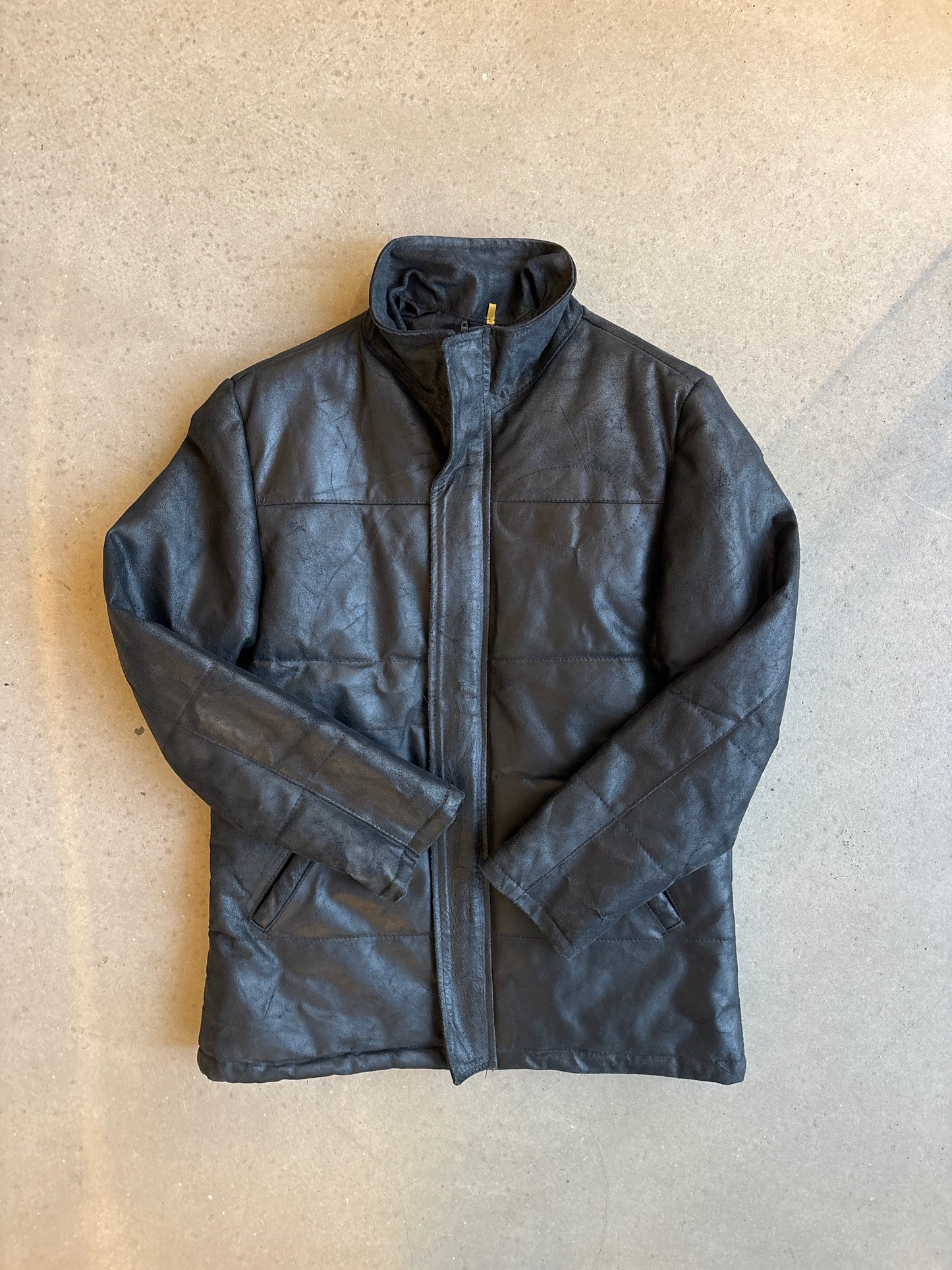 Vintage Black Crack Leather Jack L