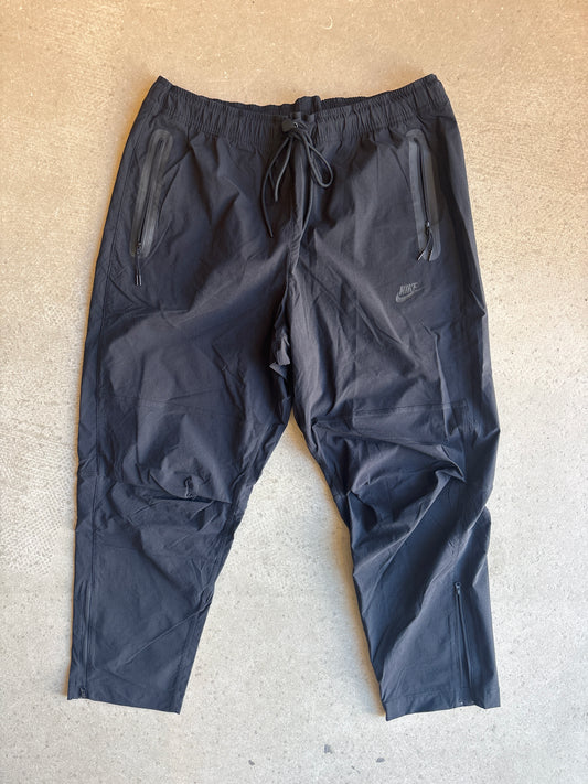 Nike tech Woven Pants XXL