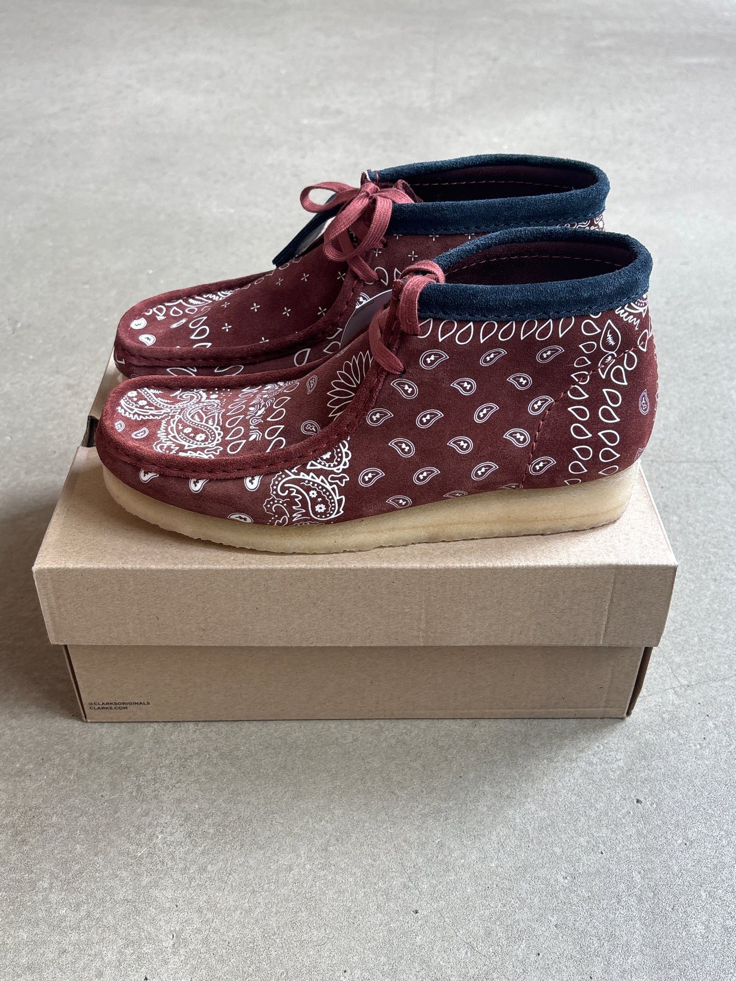 Clarks Wallabee Brown Paisley 42