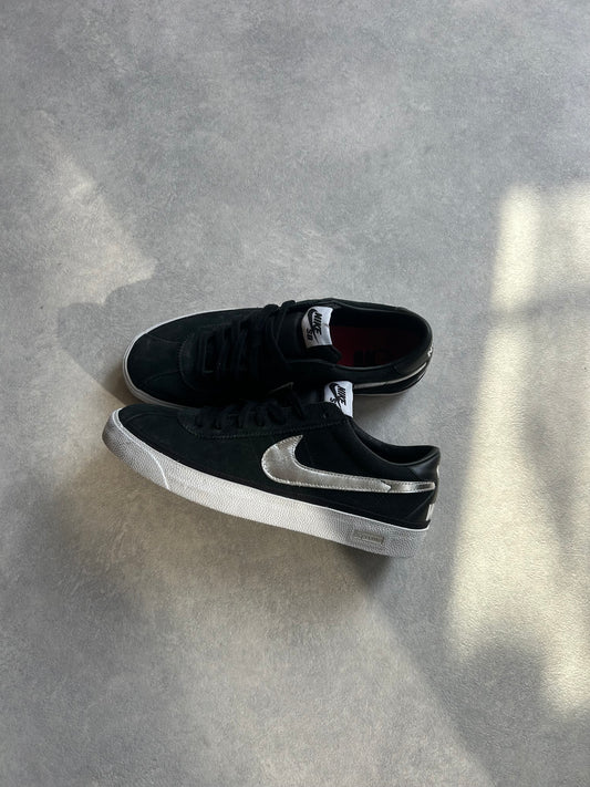 Nike SB Zoom X Supreme Black 44